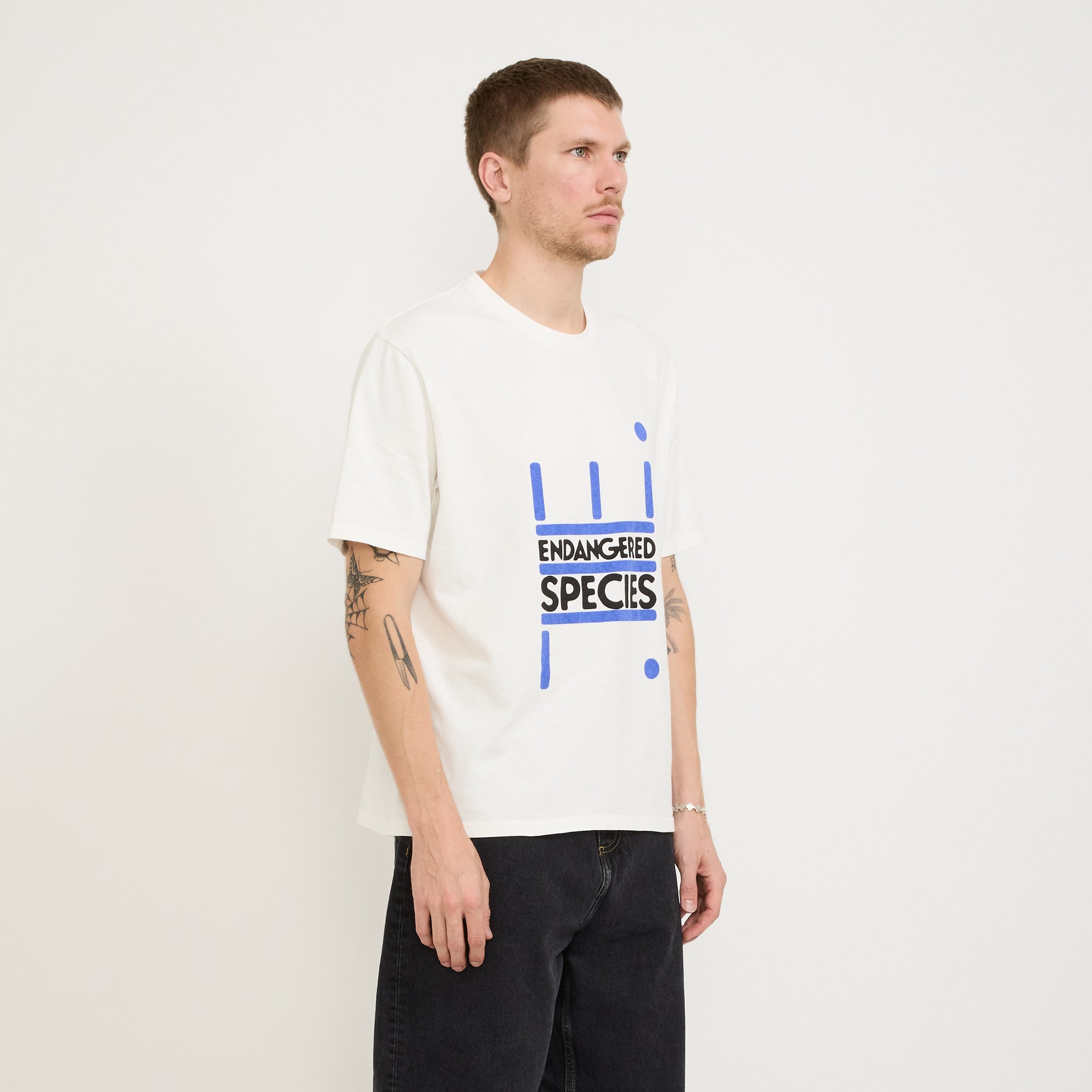 Magic Castles | Endangered Species SS Tee Off White | Maplestore