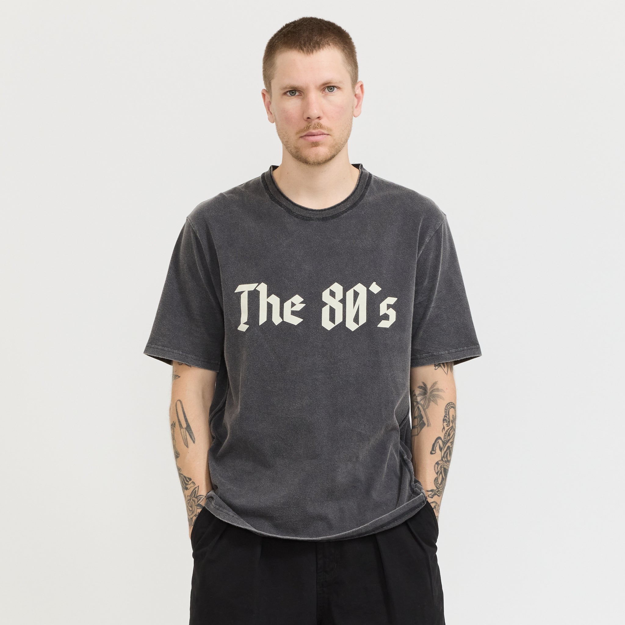 The 80s Tee Strong Vintage Black