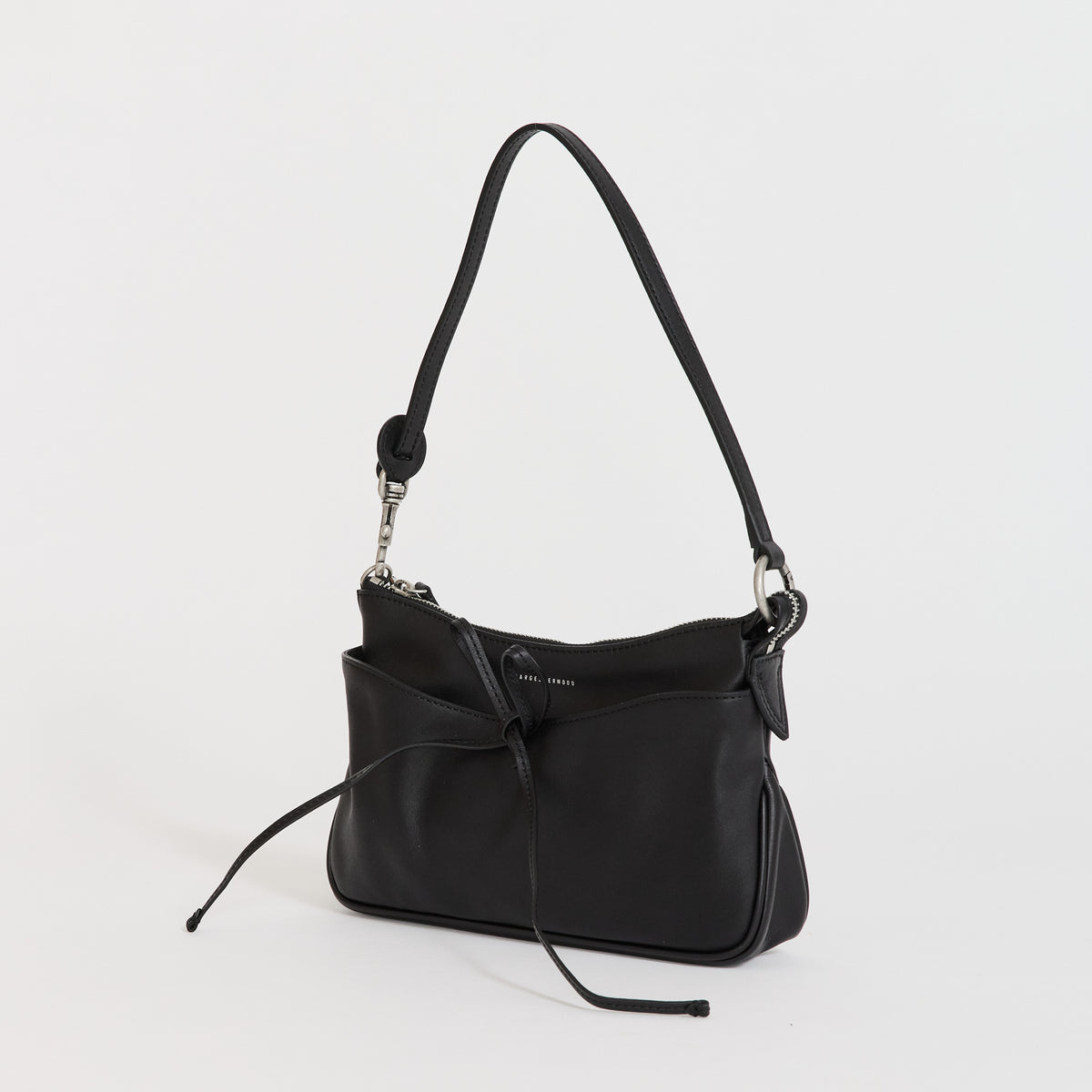 Ribbon Pochette Black Plain