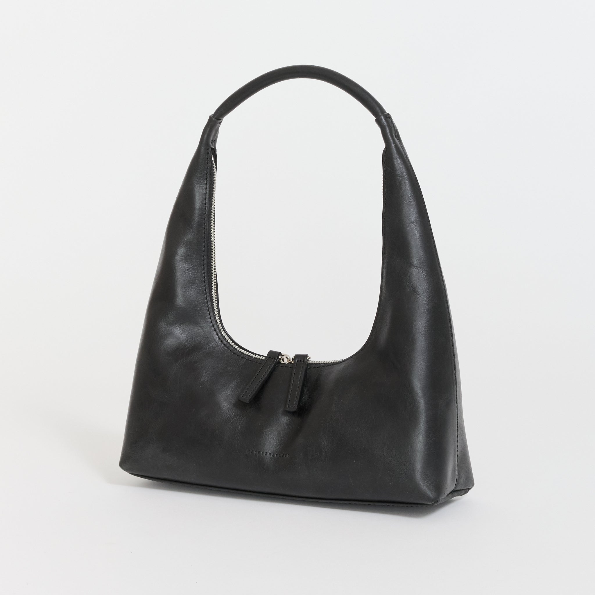 Hobo Shoulder Black Pull-Up