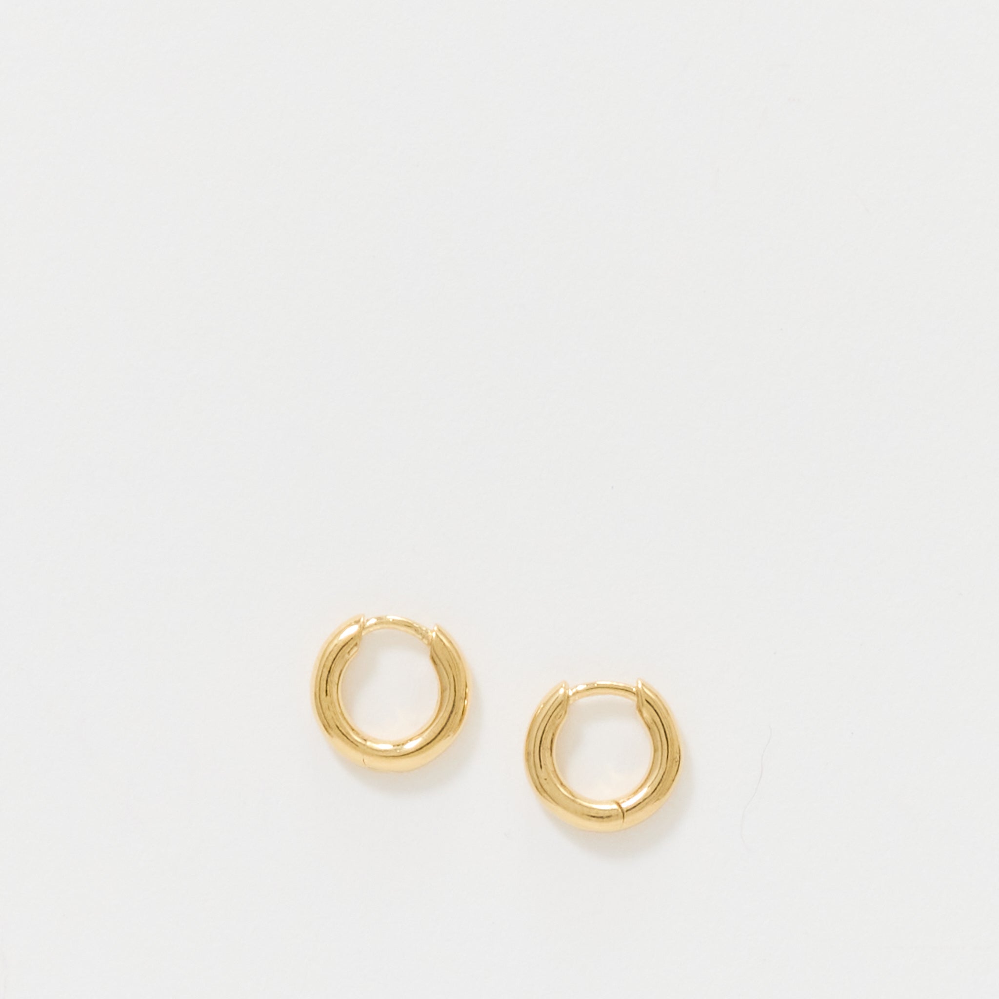 Marco Huggie 6mm Gold