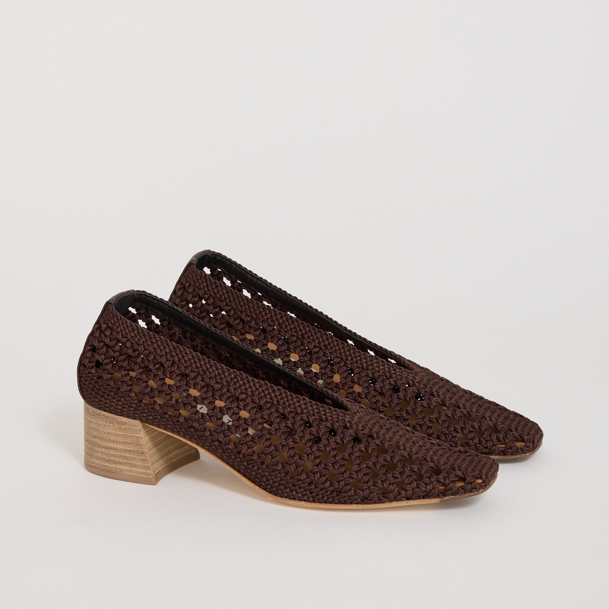 Miista | Taissa Courts Brown | Maplestore