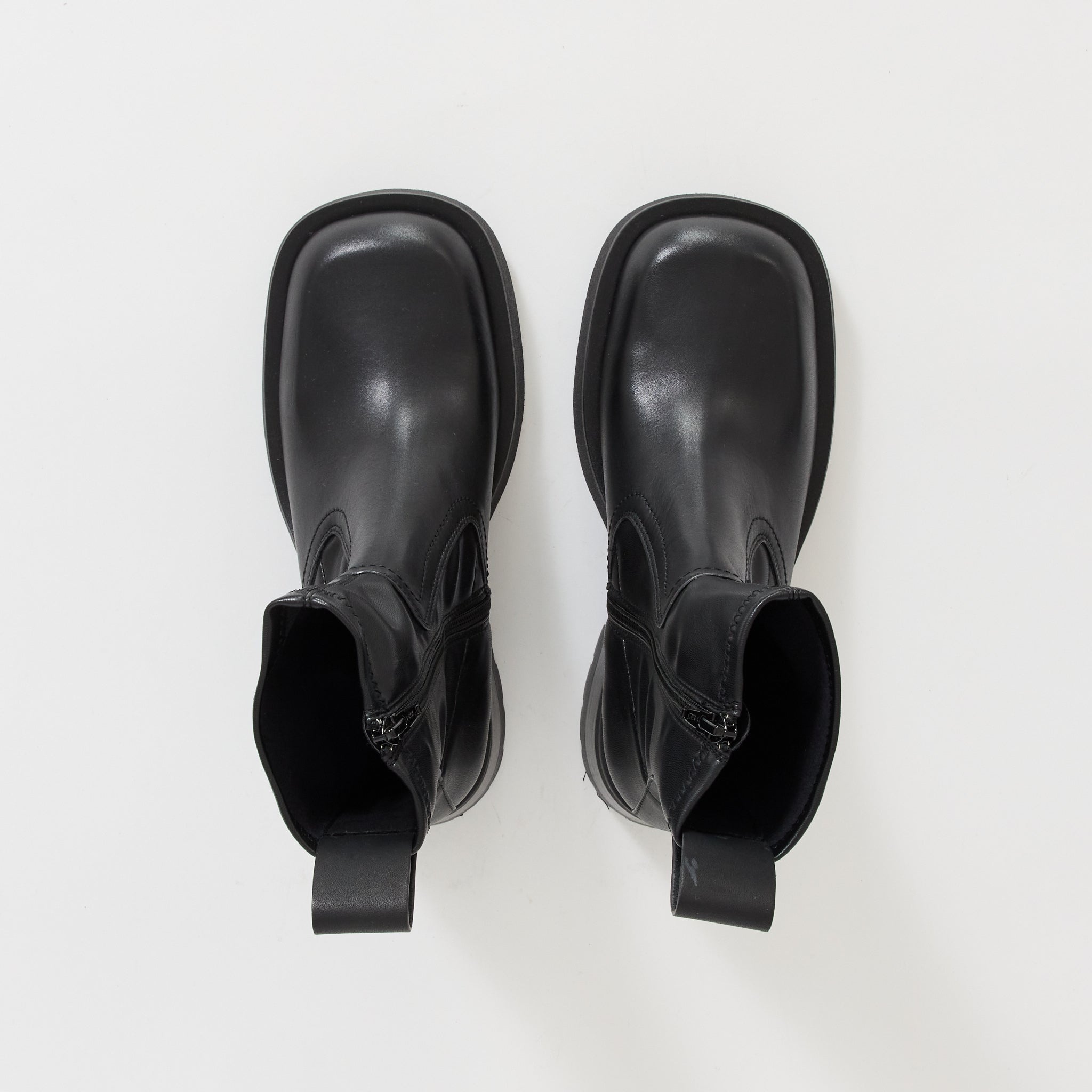 Miista | New Oliana Black Ankle Boot | Maplestore