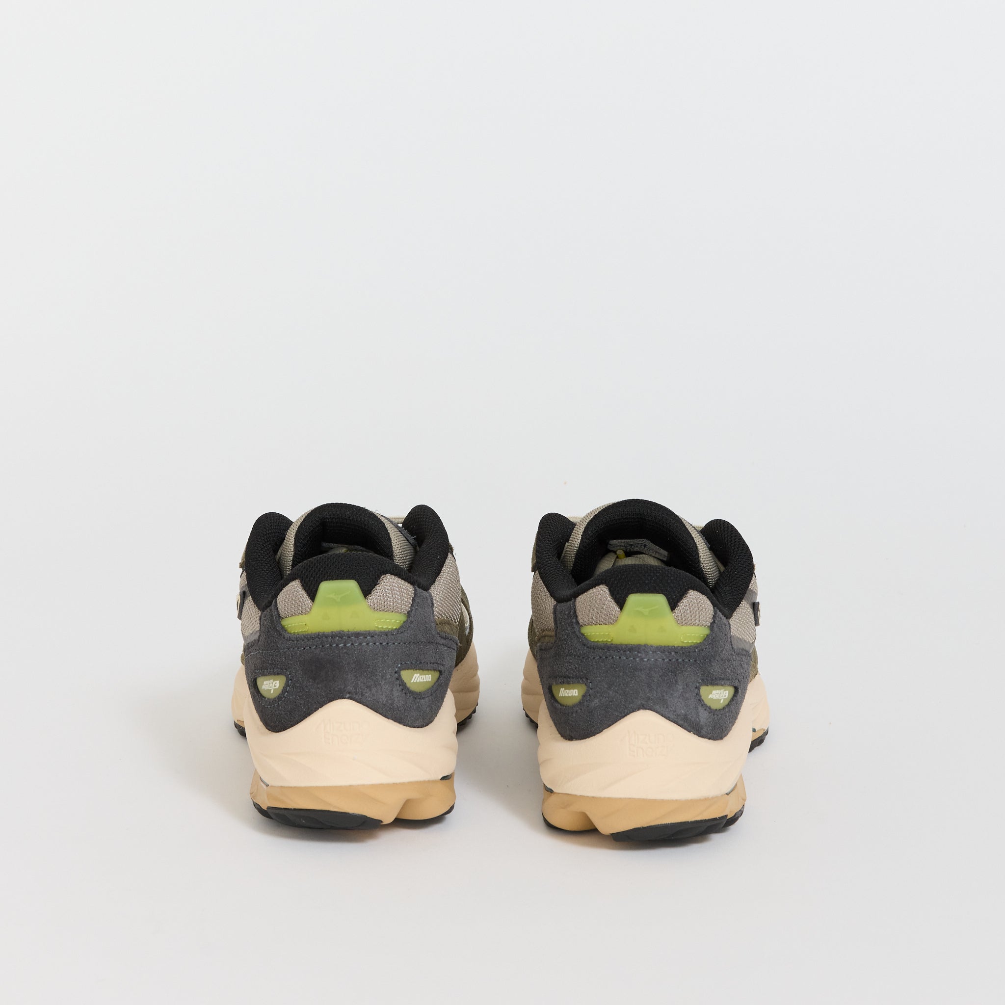 Mizuno | Wave Rider Beta Vintage Khaki/Black Sand/Grape Leaf | Maplestore