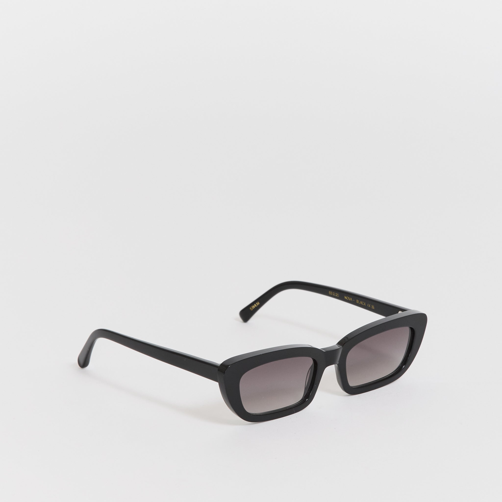 Monokel Eyewear | Nova Black | Grey Gradient Lens | Maplestore