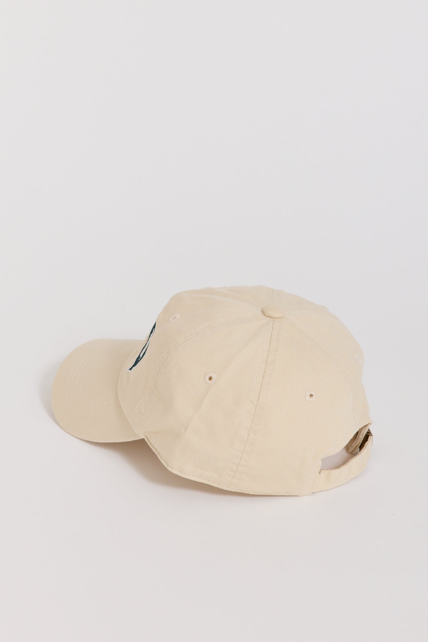 Museum of Peace & Quiet | University Dad Hat | Maplestore