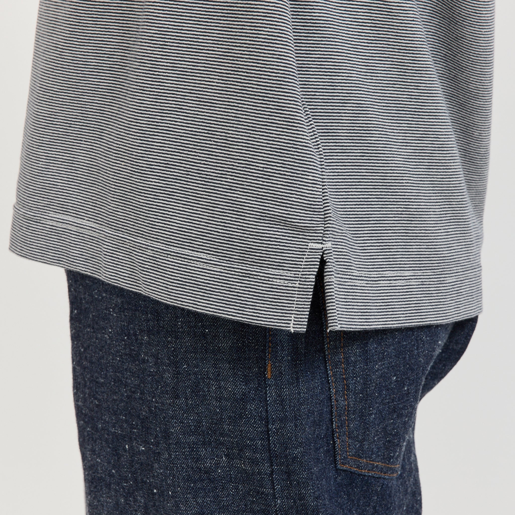 Micro Stripe Pocket Tee Navy/White
