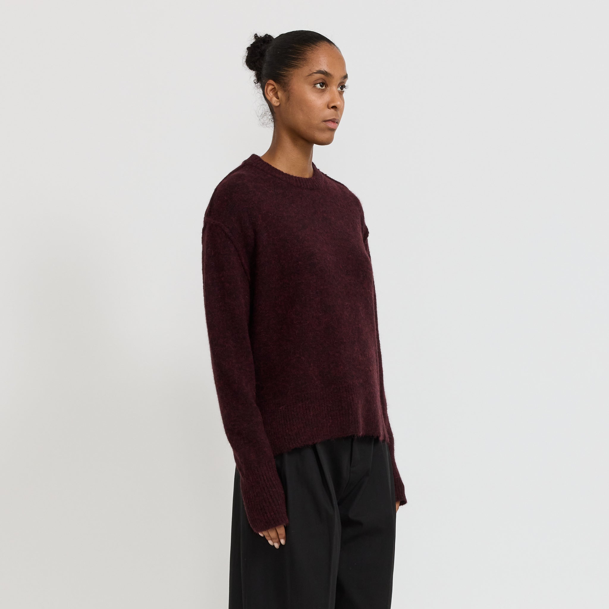 Neuw | Alpaca Blend Crew Pinot | Maplestore