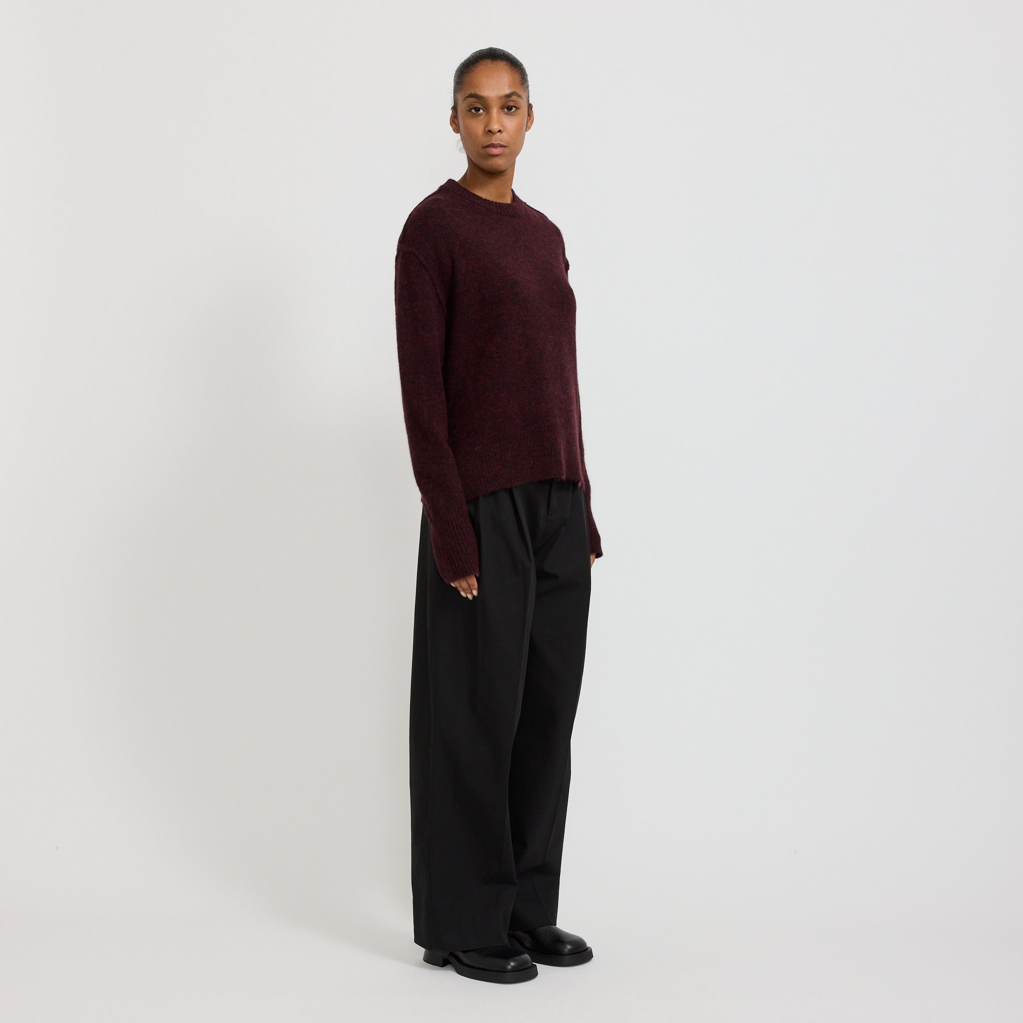 Neuw | Alpaca Blend Crew Pinot | Maplestore