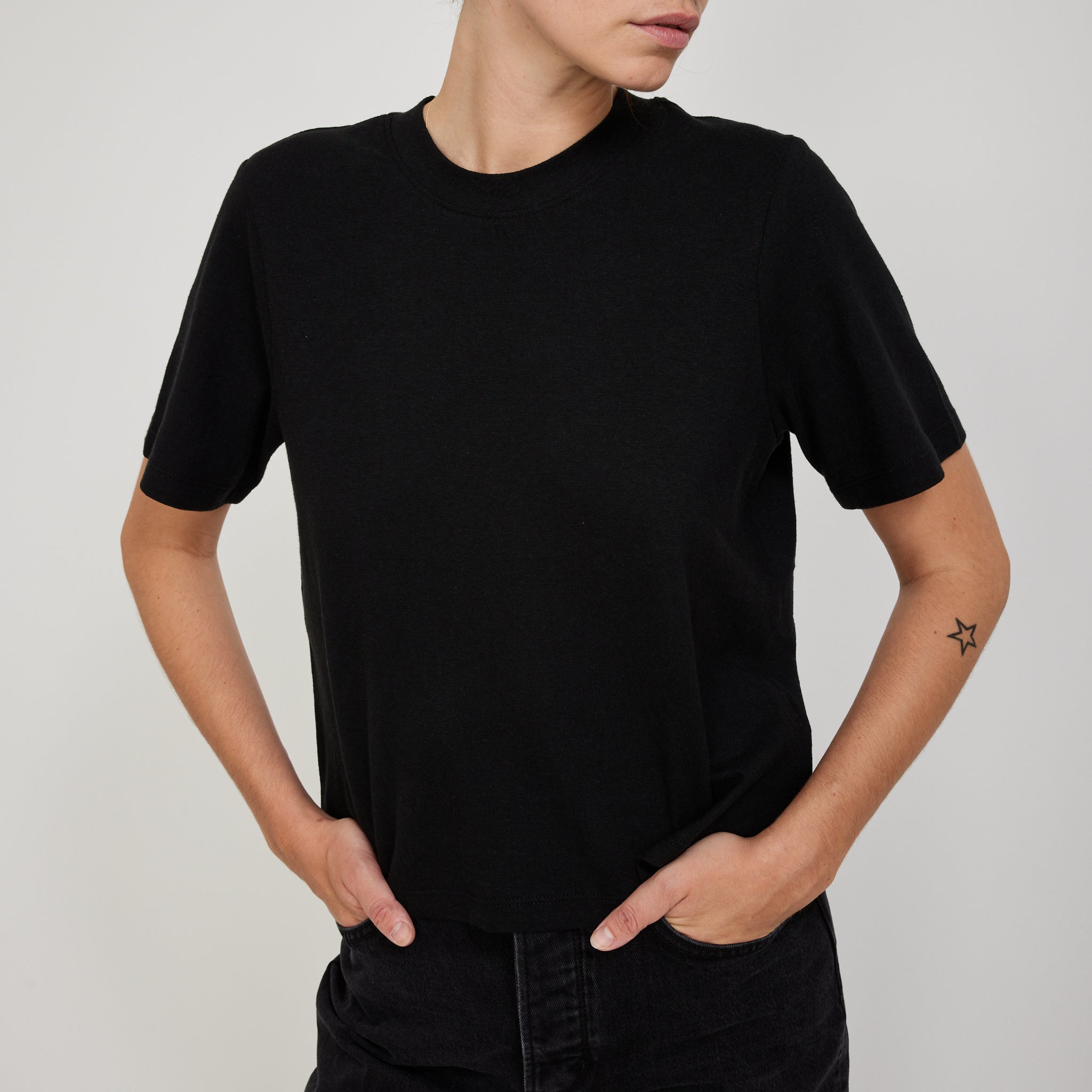 Neuw | Juno Layer Tee Washed Black | Maplestore