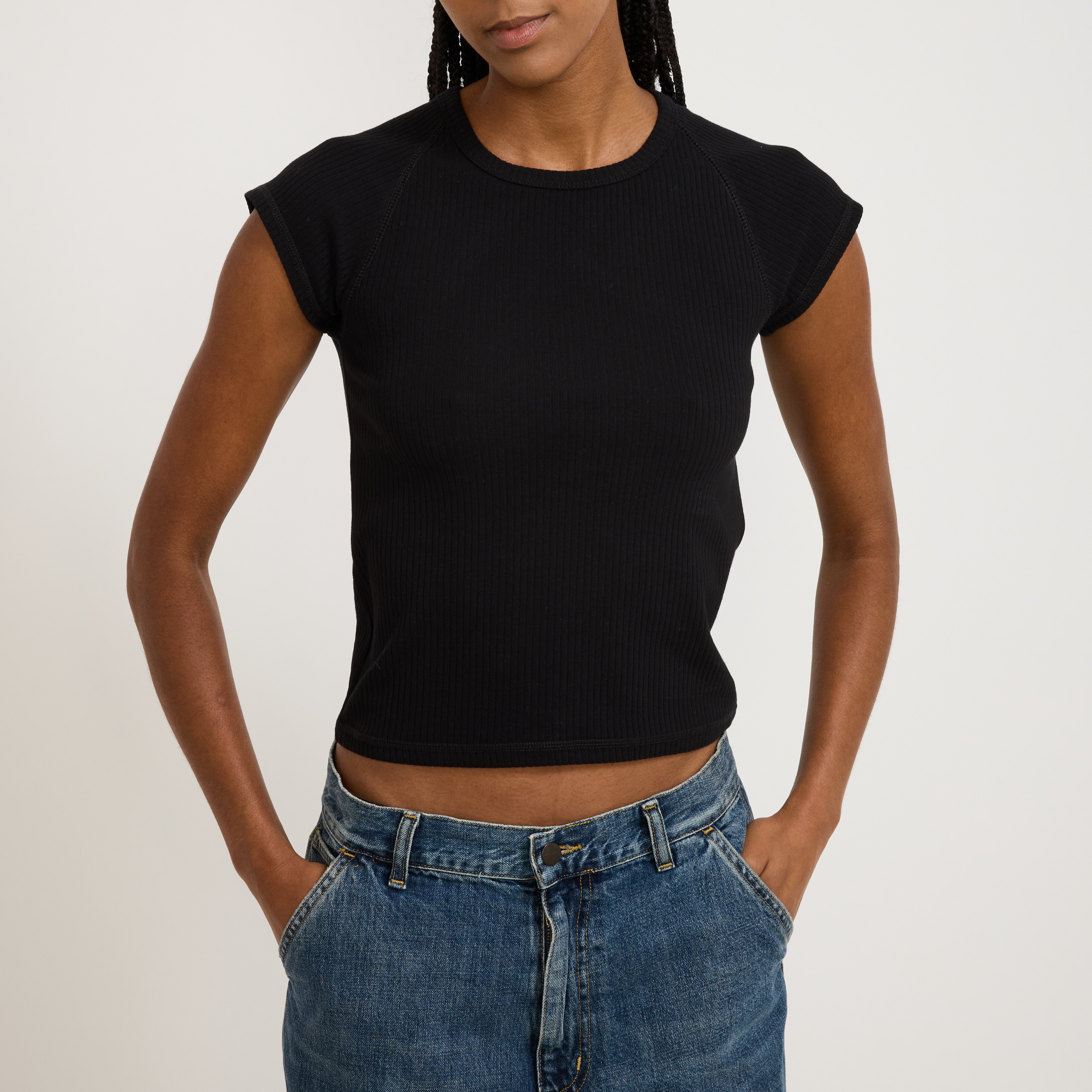 Neuw | Fonda Raglan Tee Black | Maplestore