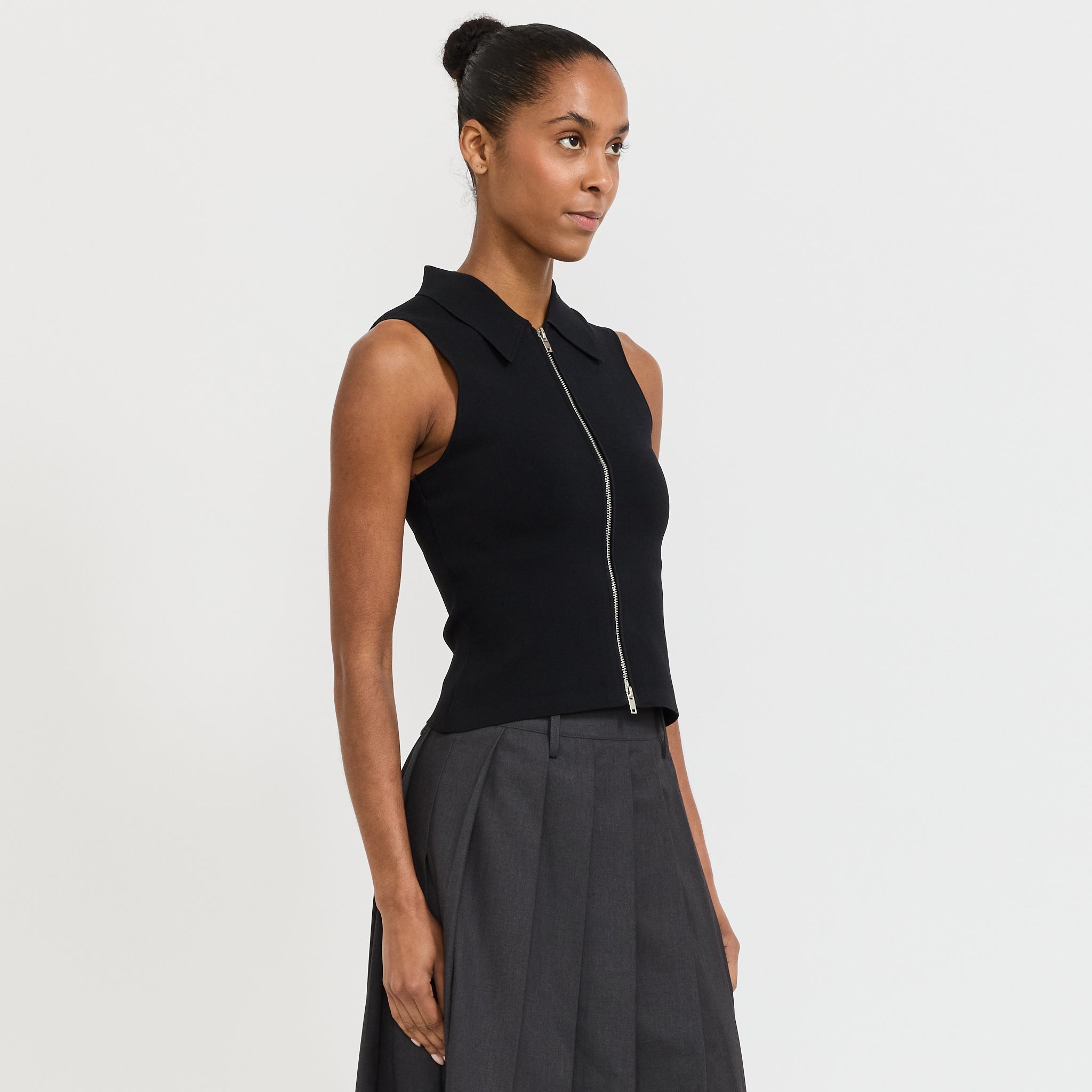 Neuw | Suki Zip Top Black | Maplestore