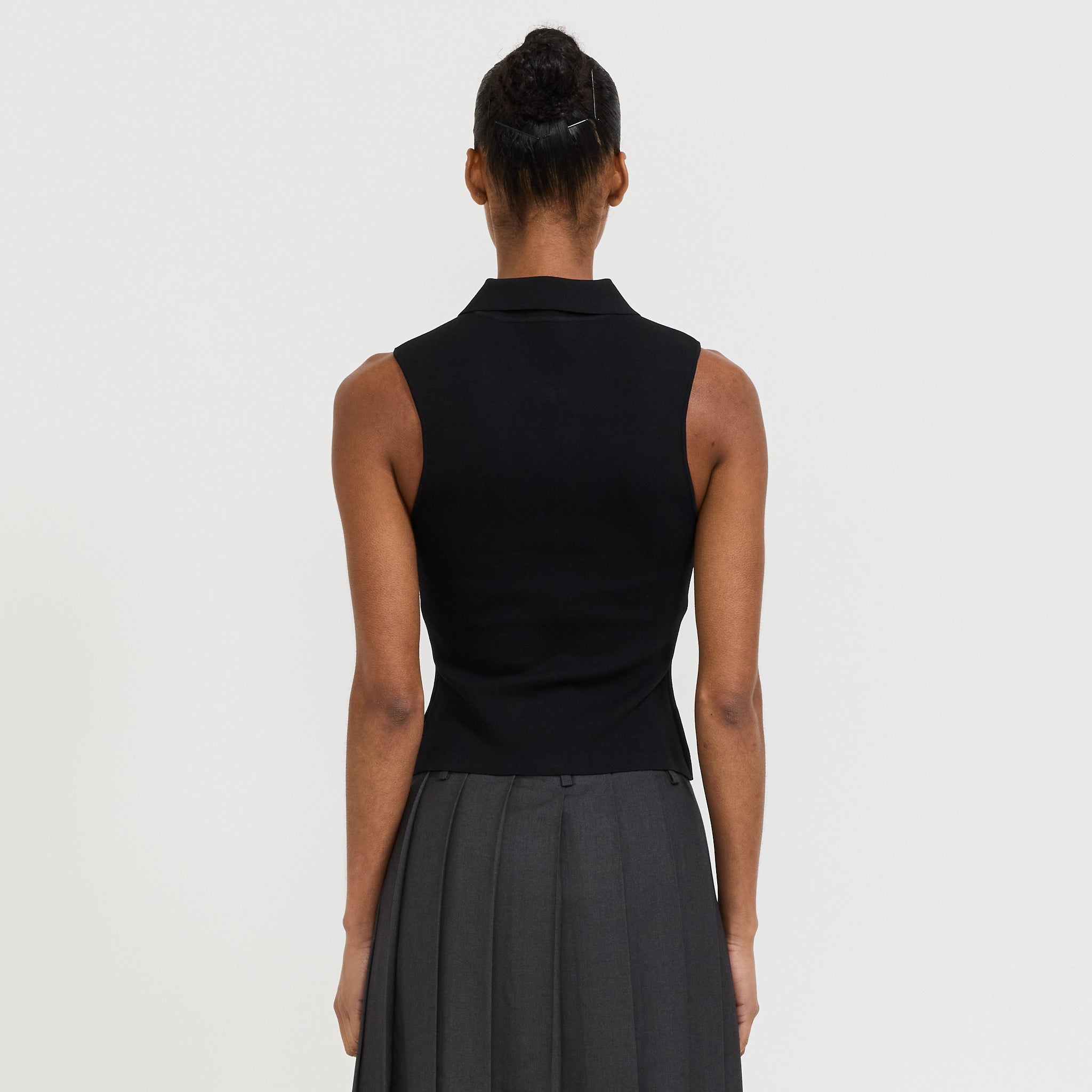 Neuw | Suki Zip Top Black | Maplestore