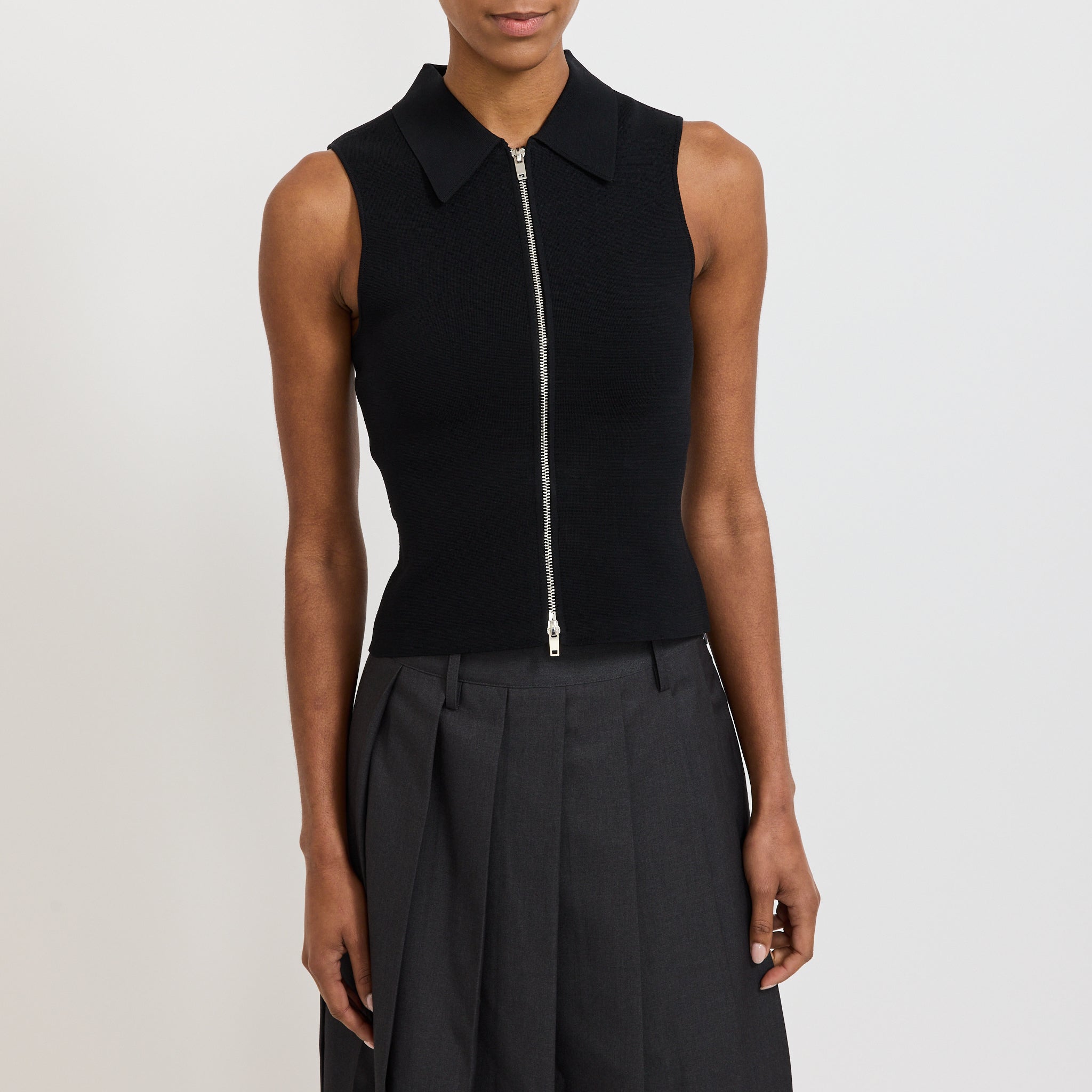 Neuw | Suki Zip Top Black | Maplestore
