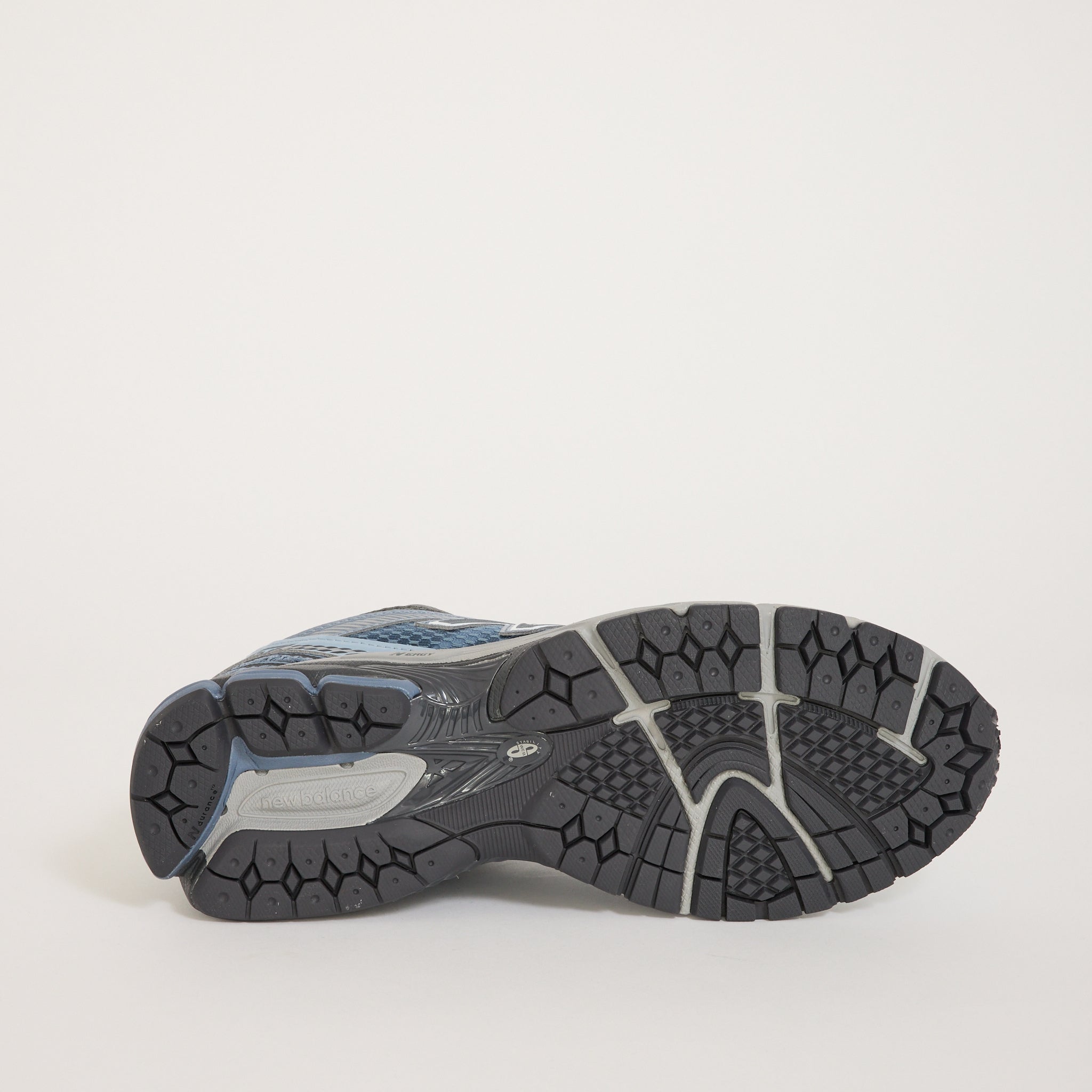 ML860V2 Arctic Grey/Starlight