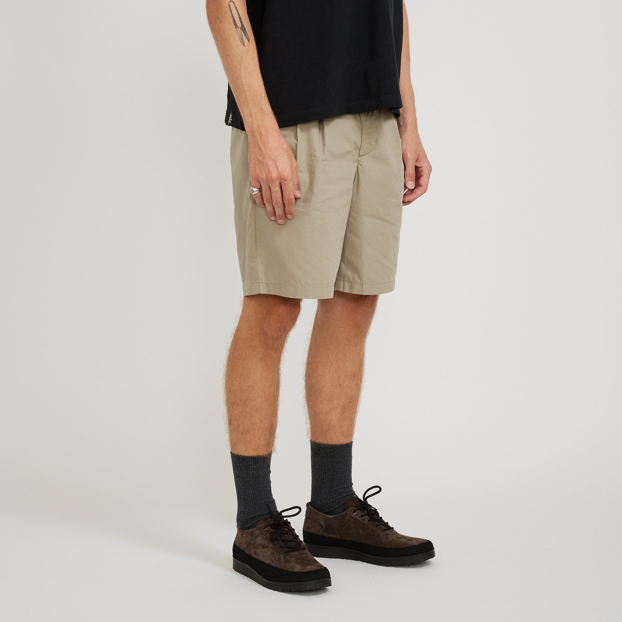 Norse Projects | Benn Relaxed Typewriter Pleated Short Clay | Maplestore
