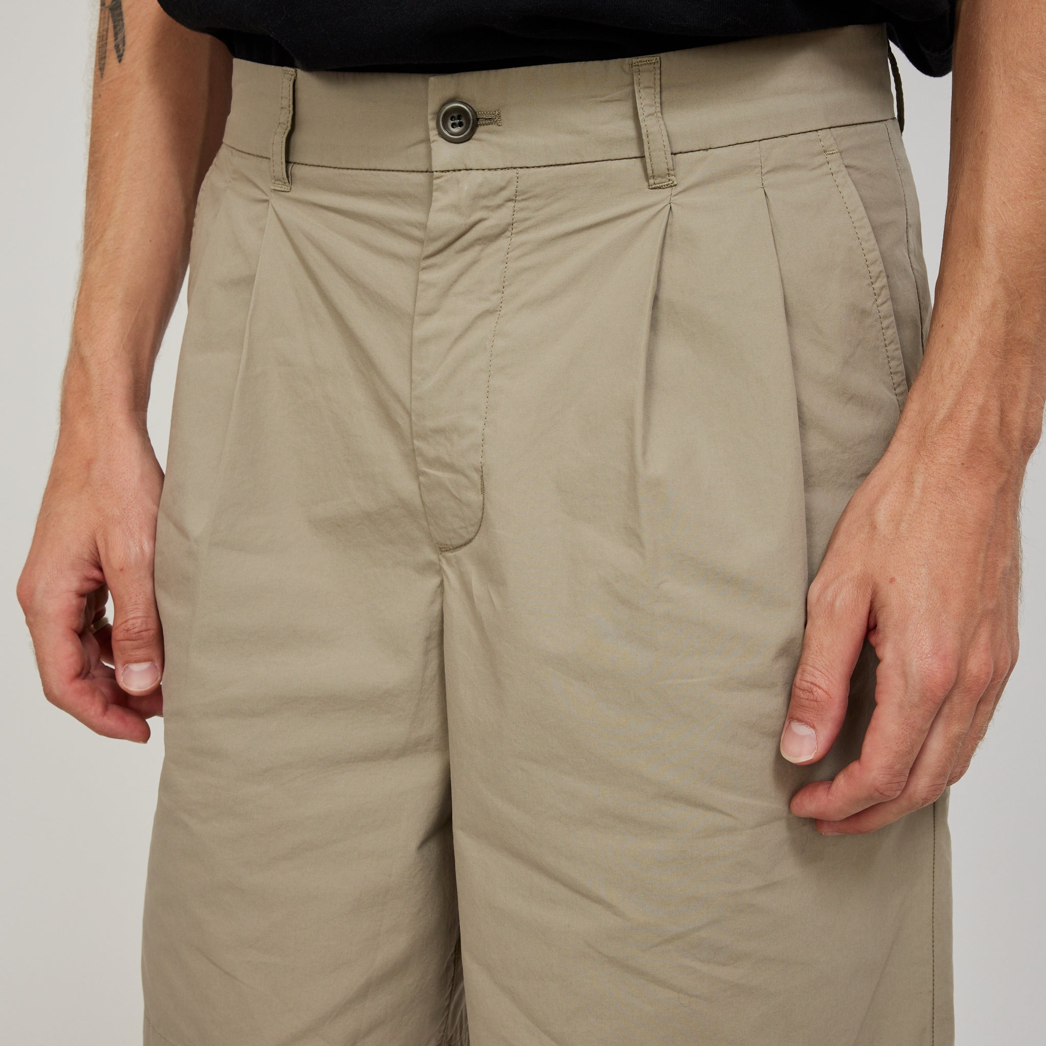 Norse Projects | Benn Relaxed Typewriter Pleated Short Clay | Maplestore
