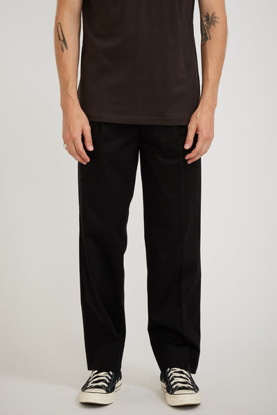 Norse Projects | Christopher Relaxed Gabardine Pleated Trouser Black | Maplestore