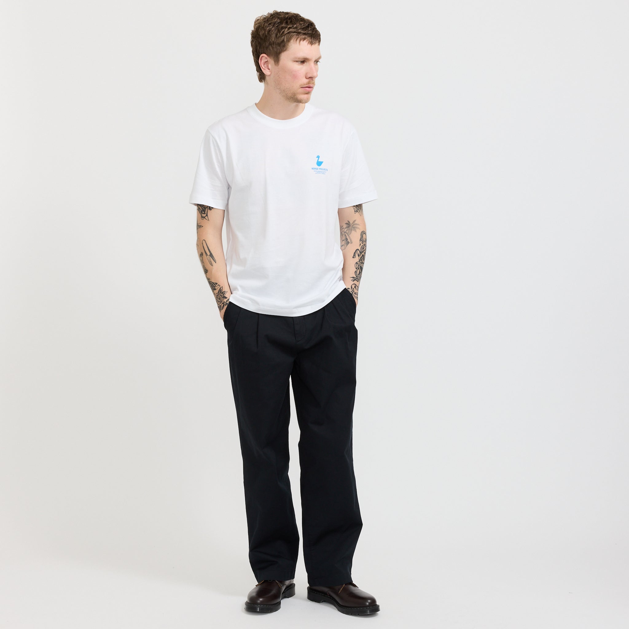 Norse Projects | Benn Relaxed Twill Pleated Trouser Black | Maplestore