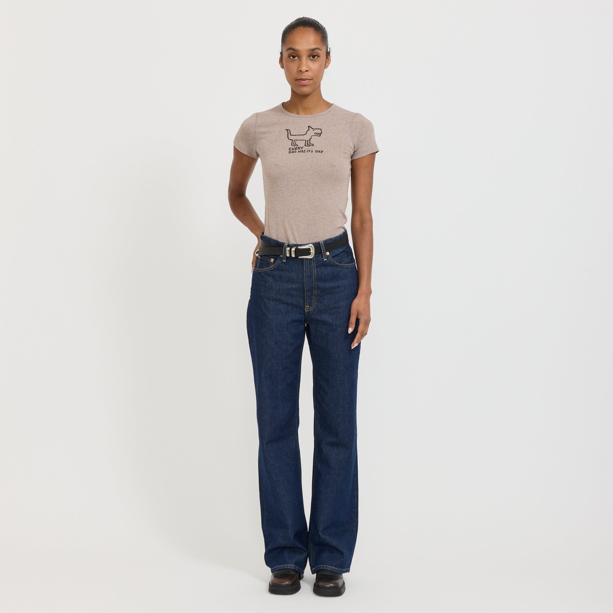 Eve Scratchy Dog T-Shirt Beige Melange