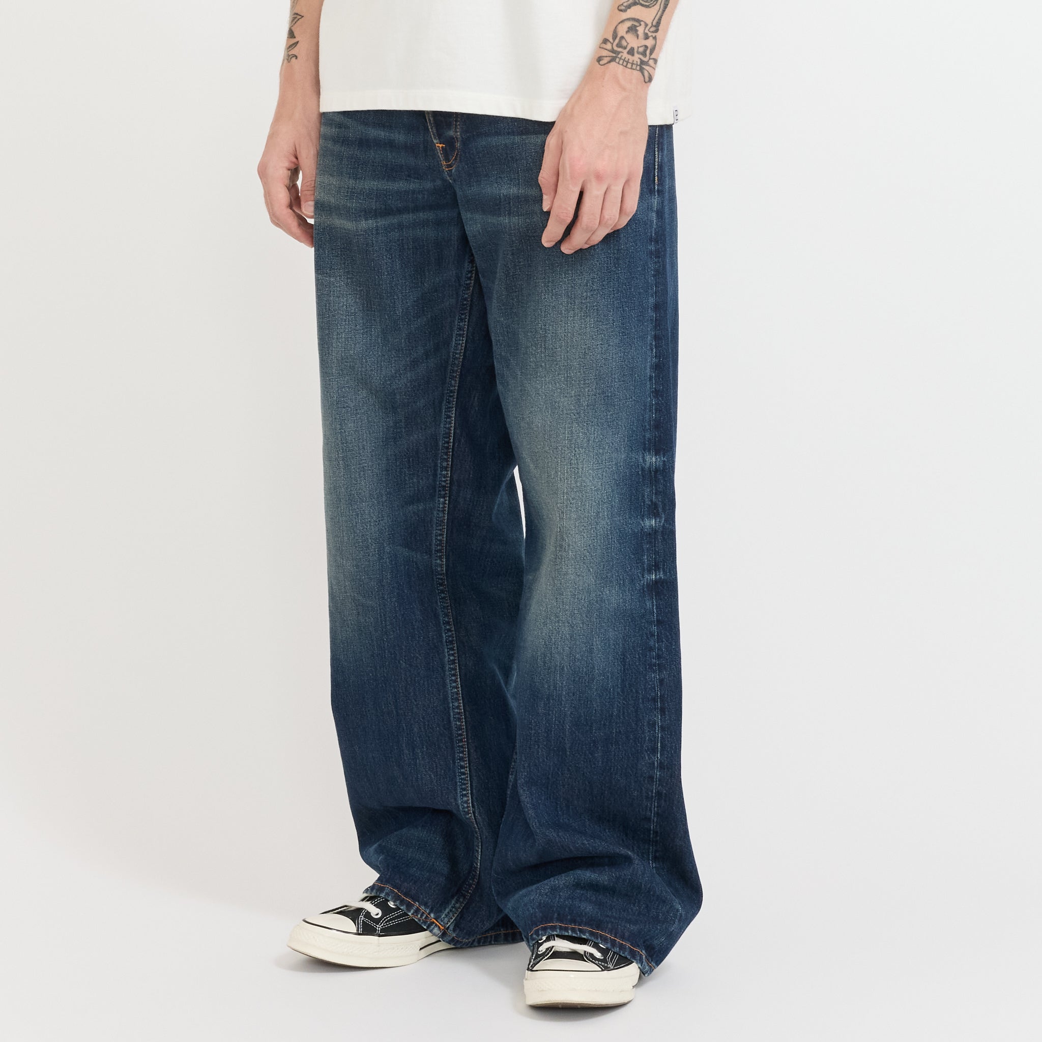 Loud Larry Dirt Wash