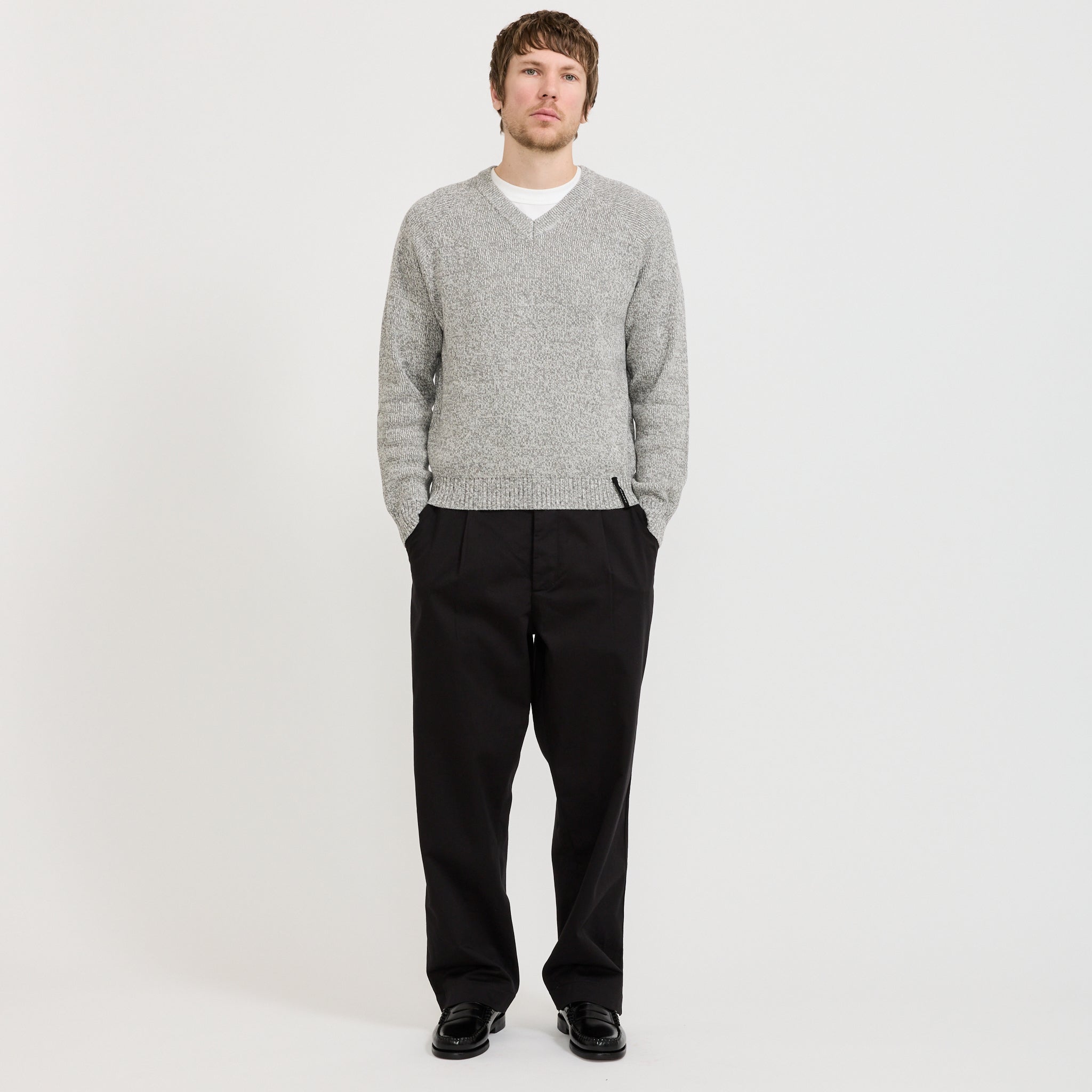 V-Neck Heather Knit Ash