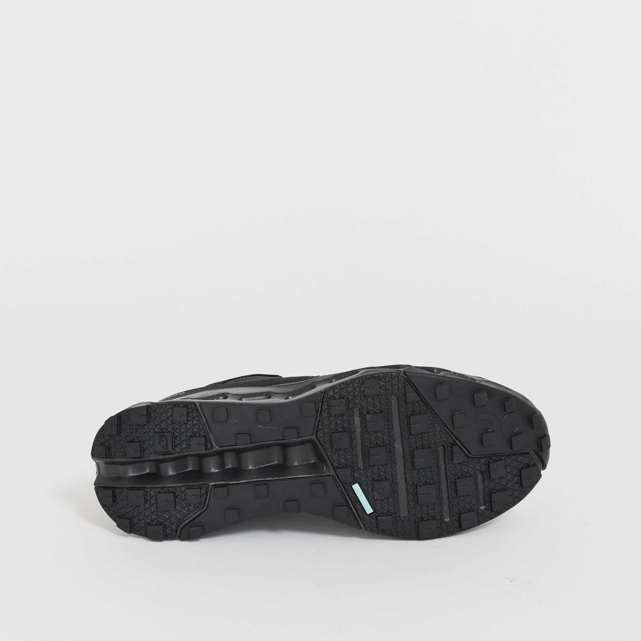 On Running | Cloudvista 2 Black/Black | Maplestore