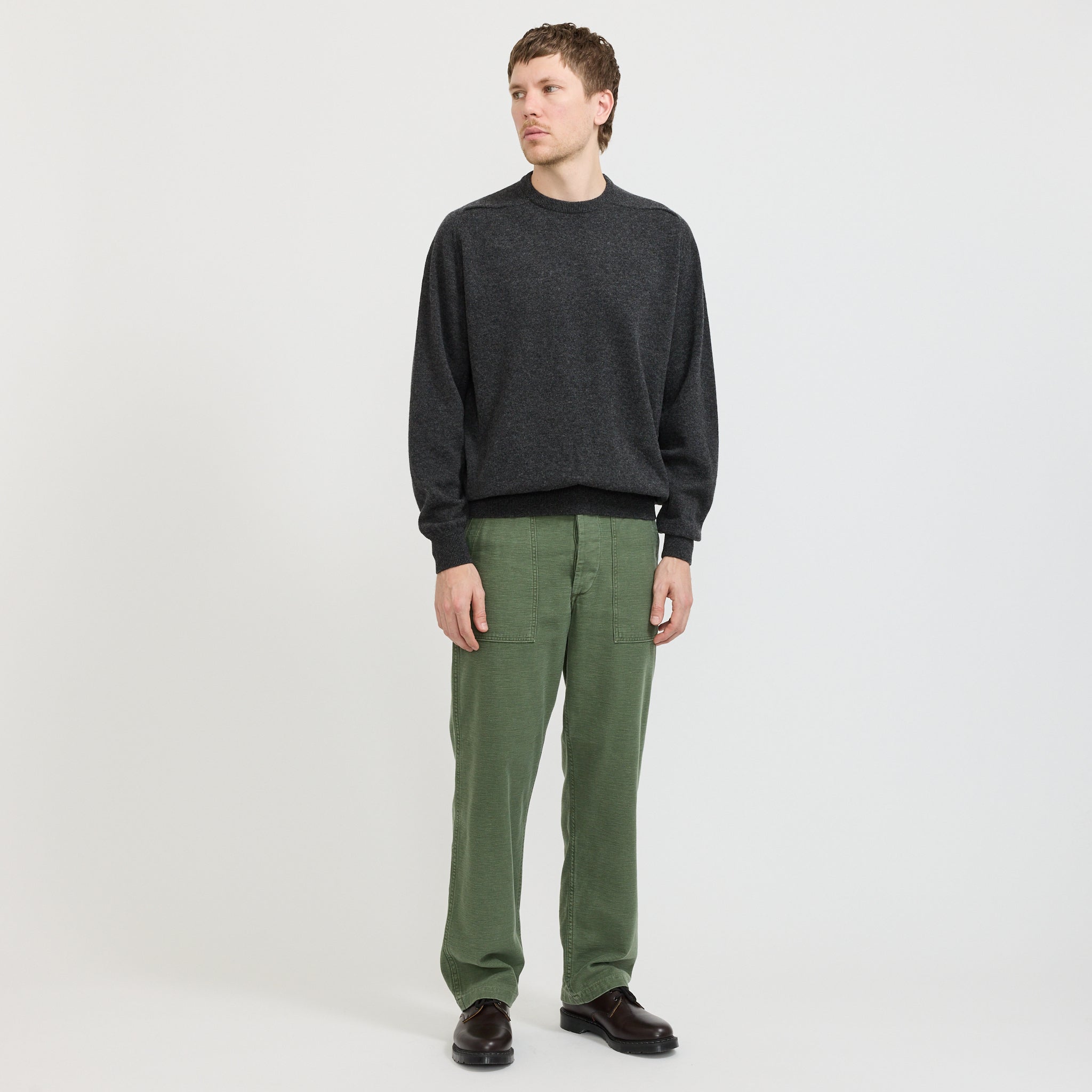 Simple Crew Neck Sweater Charcoal