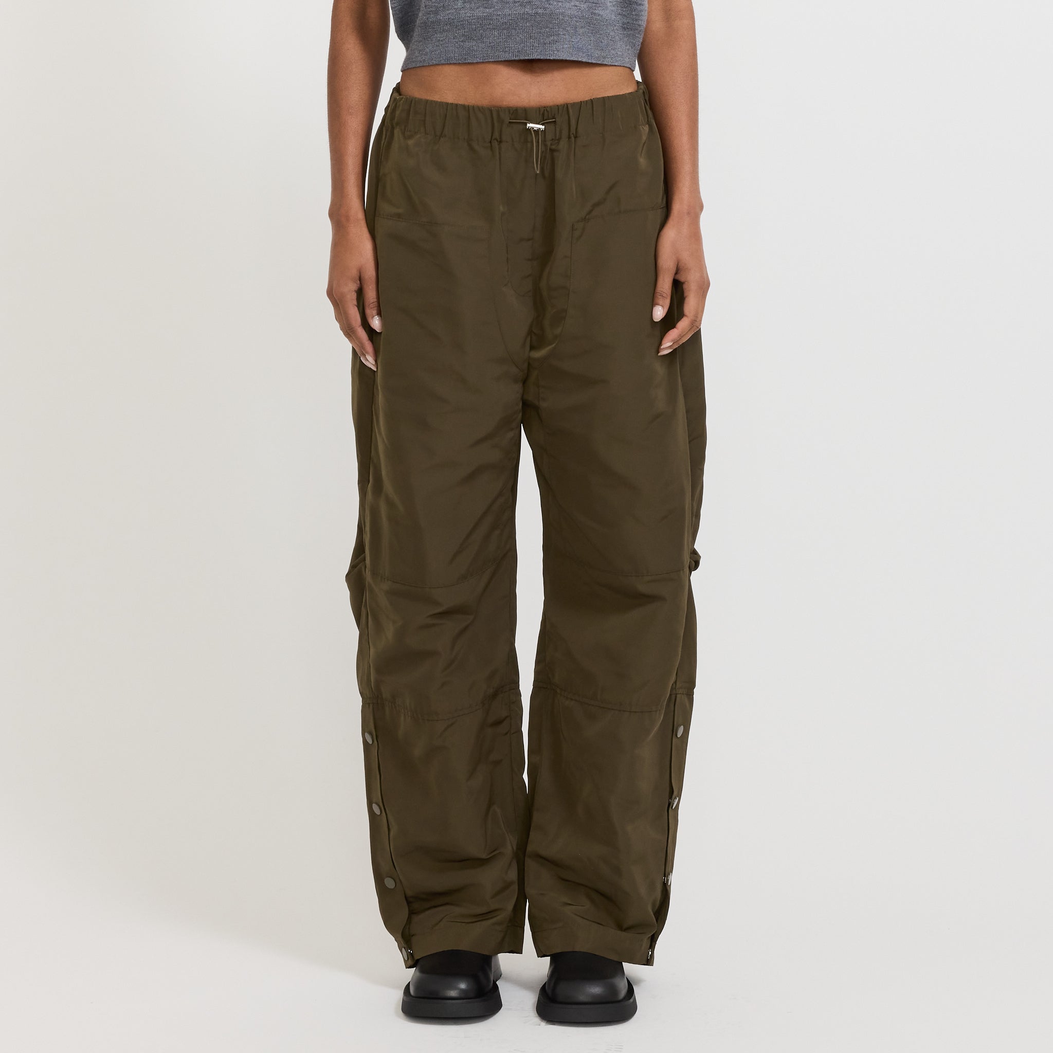 Paris Georgia | Parachute Pant Seaweed | Maplestore