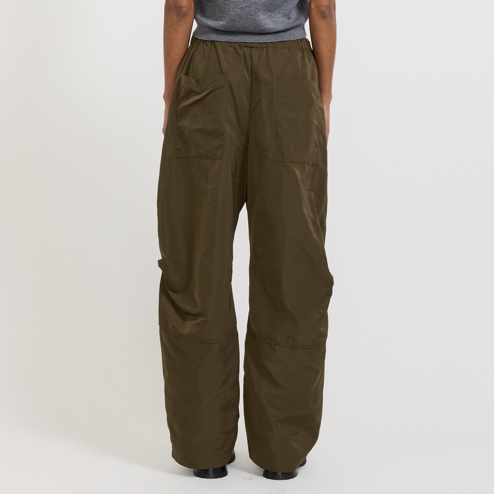 Paris Georgia | Parachute Pant Seaweed | Maplestore