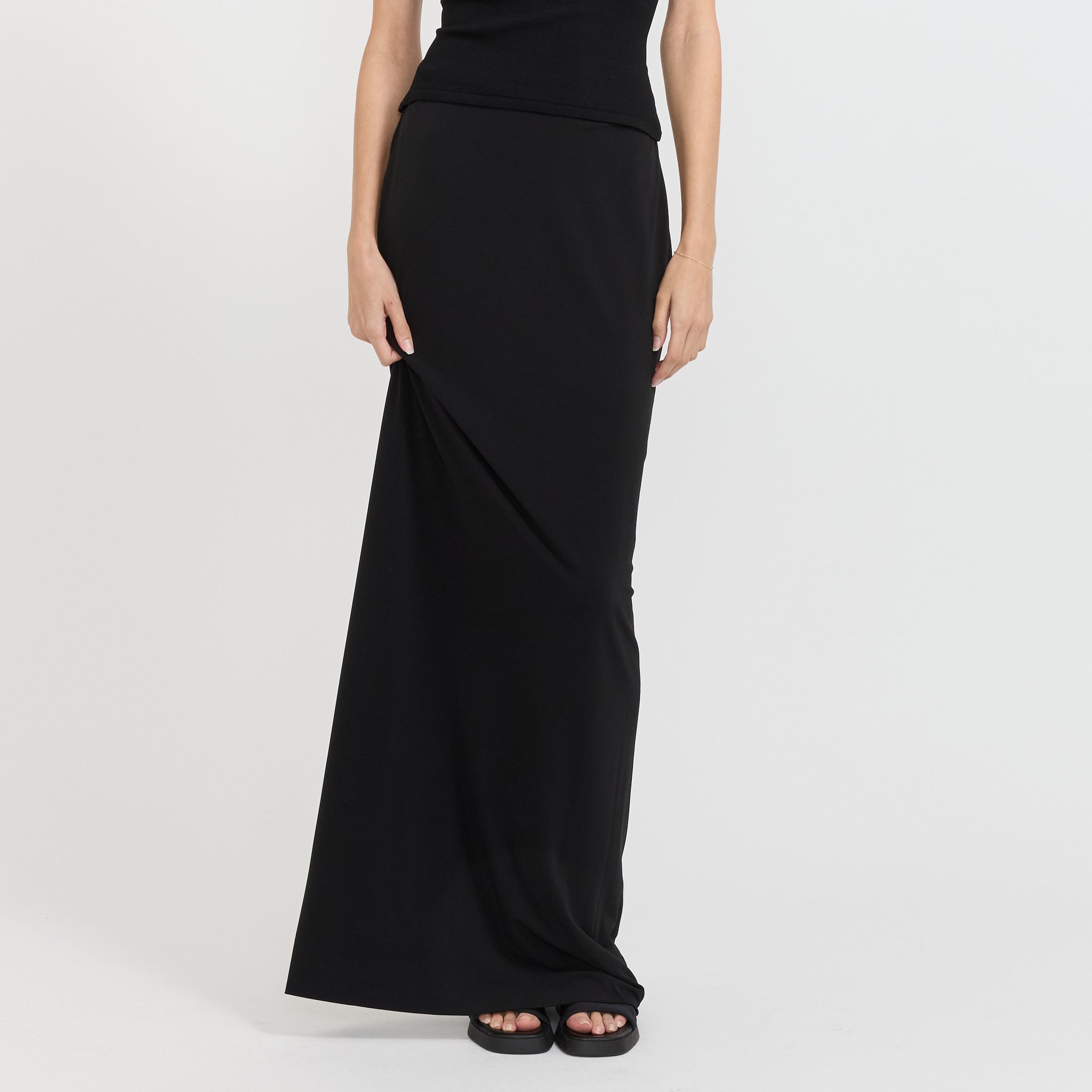 Paris Georgia | Everyday Skirt Black | Maplestore