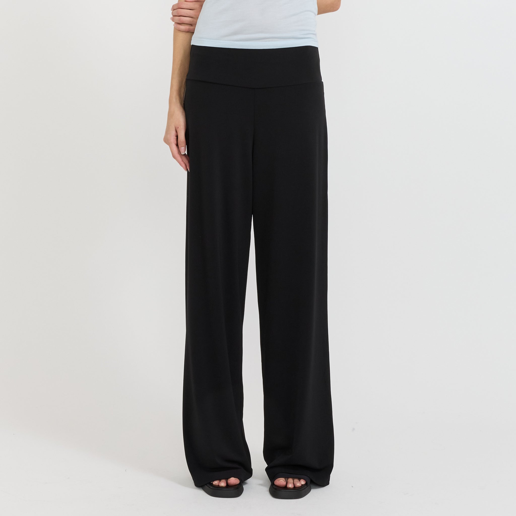 Paris Georgia | Quincy Trackpant Black | Maplestore