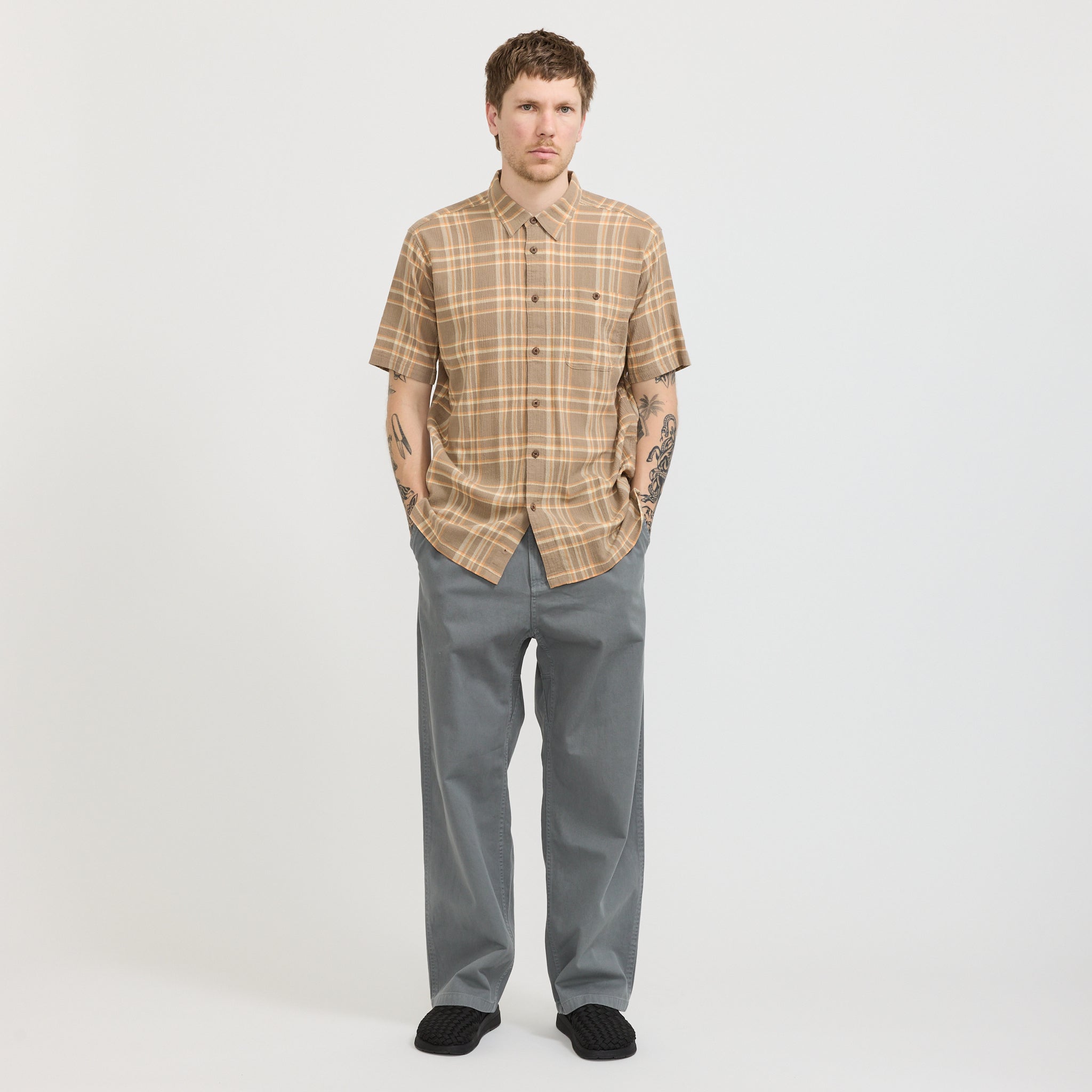 Patagonia | A/C Shirt Bloom: Seabird Grey | Maplestore