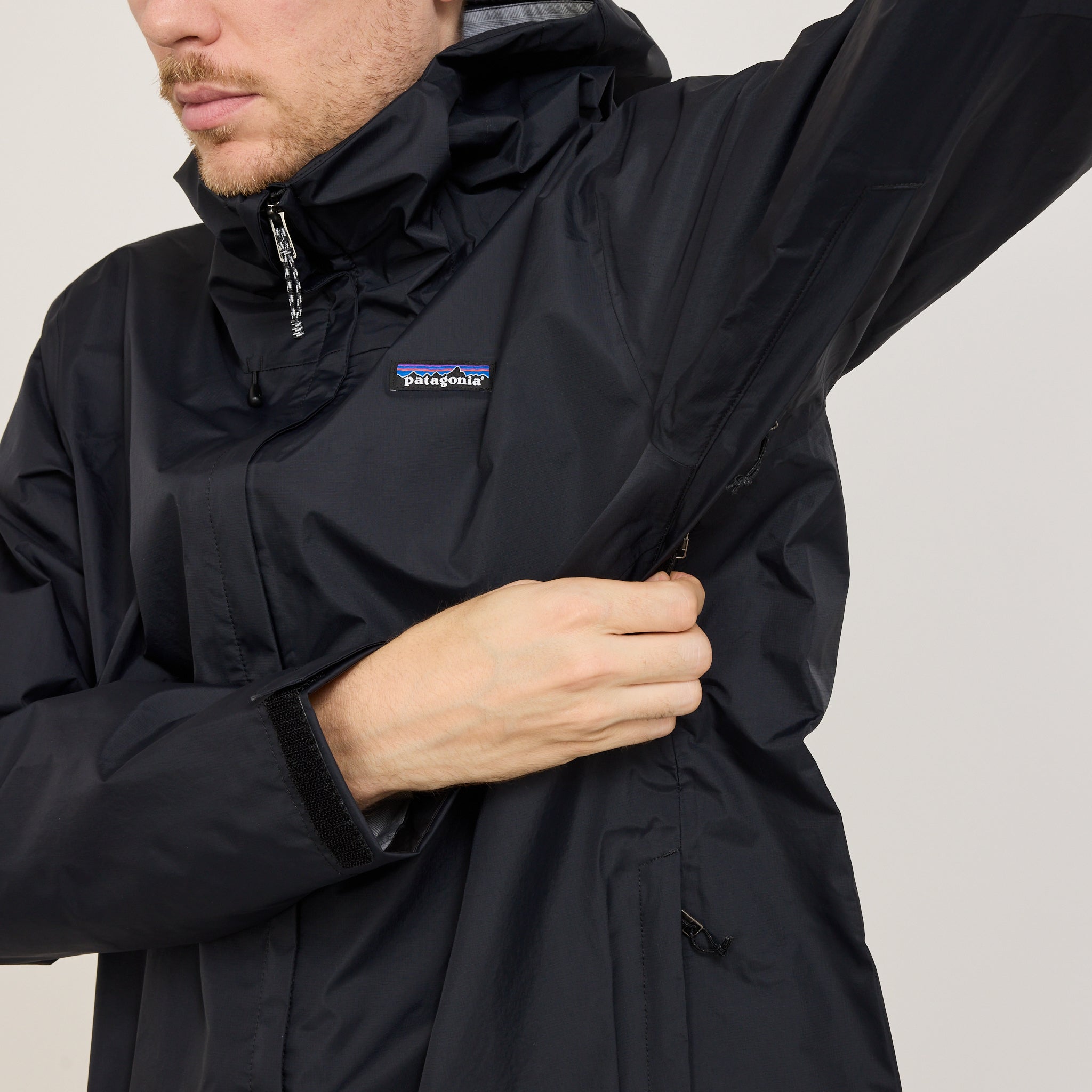 Patagonia | Torrentshell 3L Rain Jacket Black | Maplestore