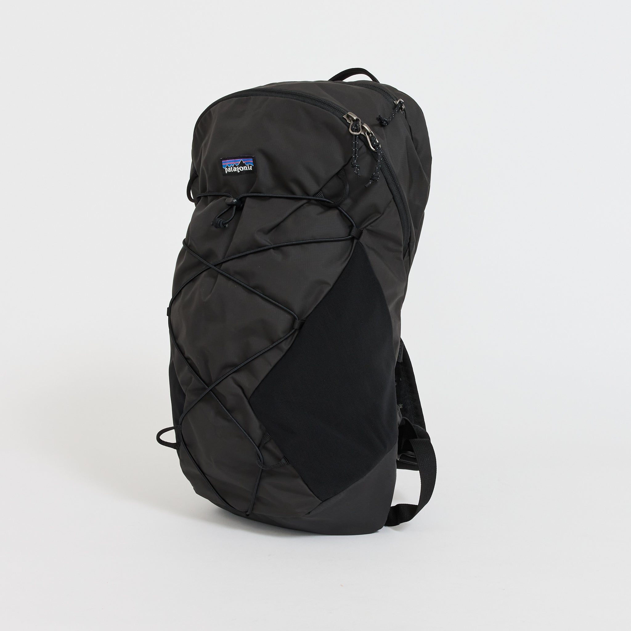Terravia Pack 14L Black