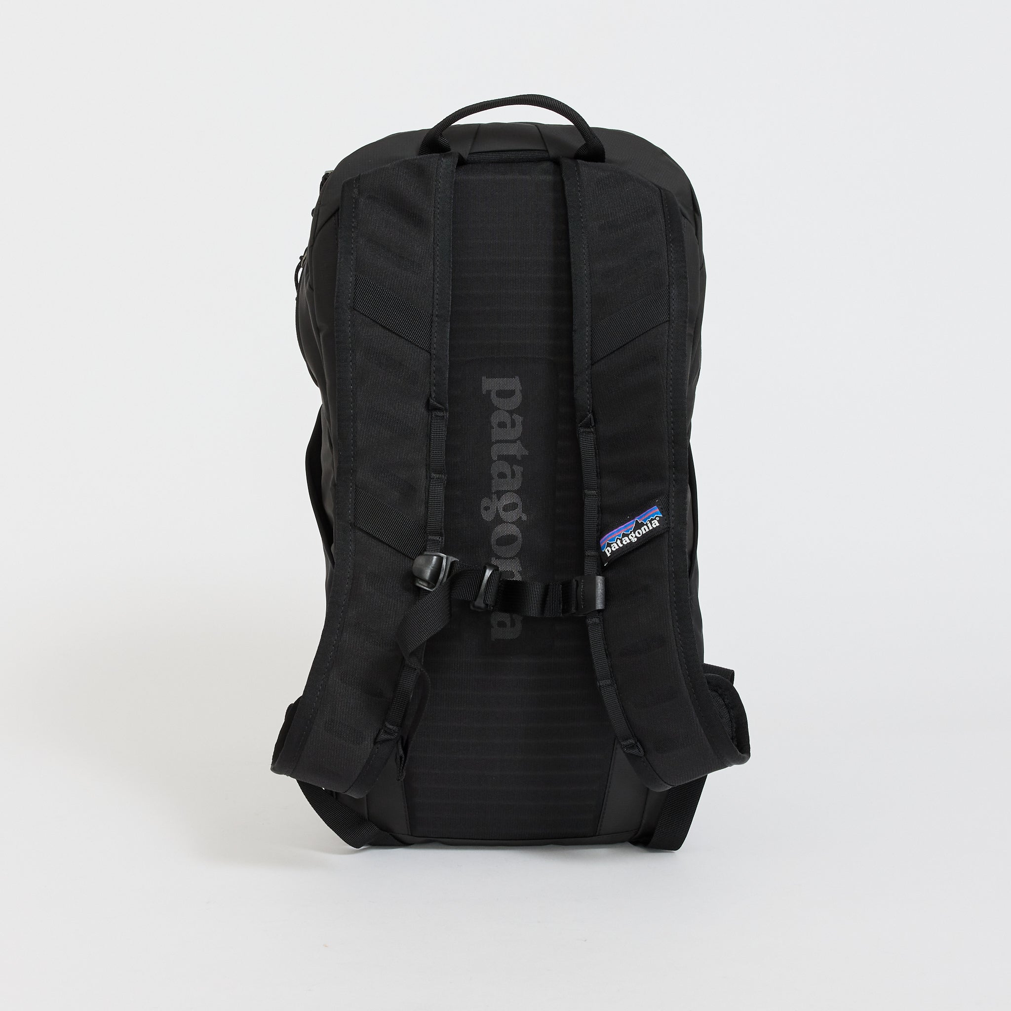 Terravia Pack 14L Black