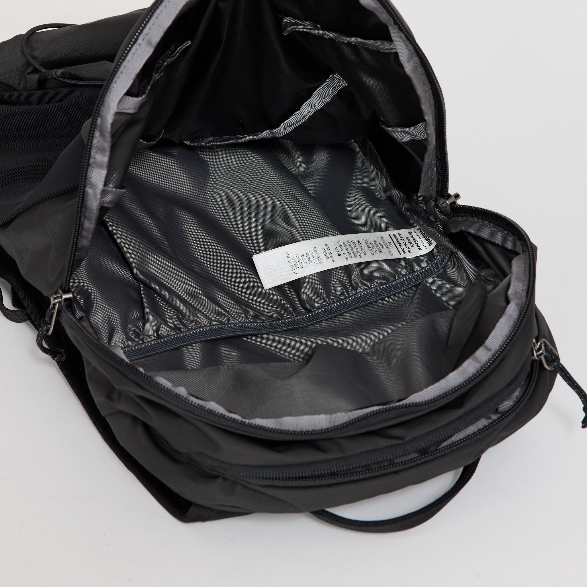 Terravia Pack 14L Black