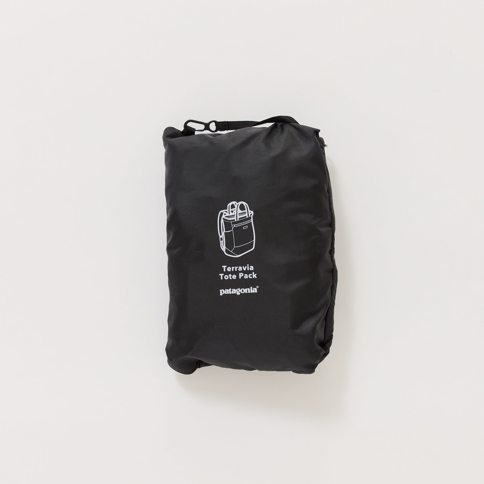 Terravia Pack 28L Black