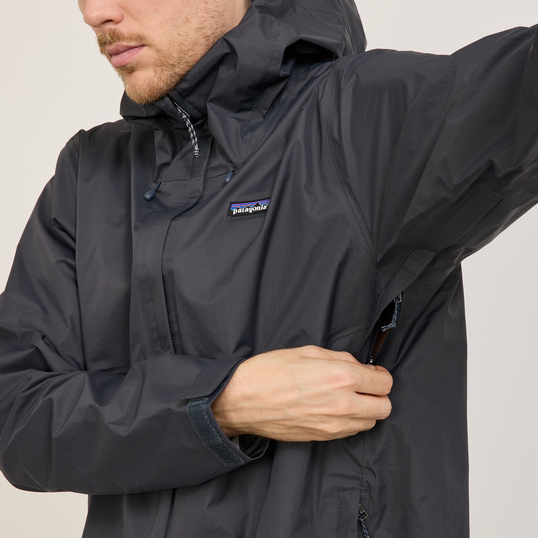 Patagonia | Torrentshell 3L Rain Jacket Smolder Blue | Maplestore