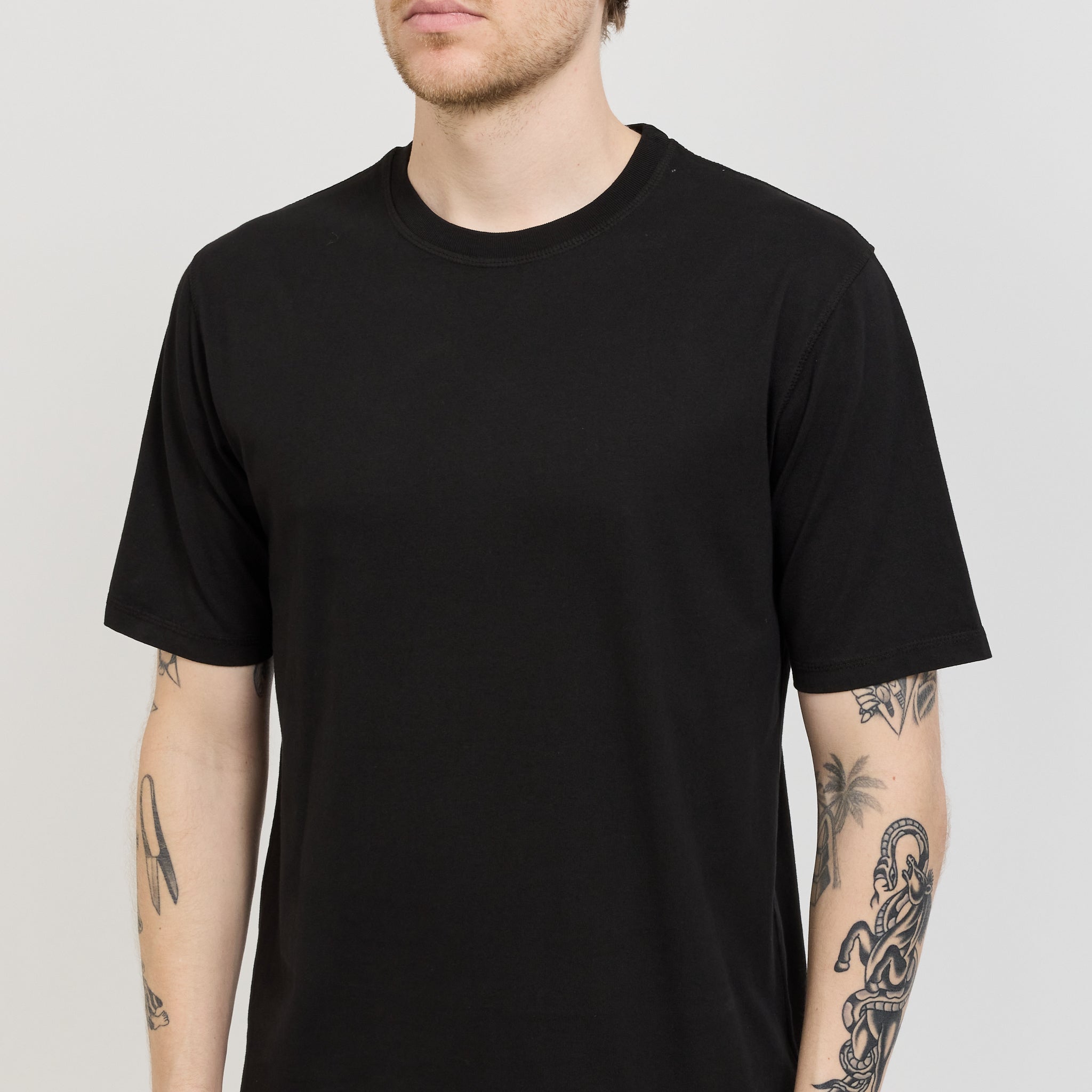 Pseushi | Coverstitch Tee Black | Maplestore