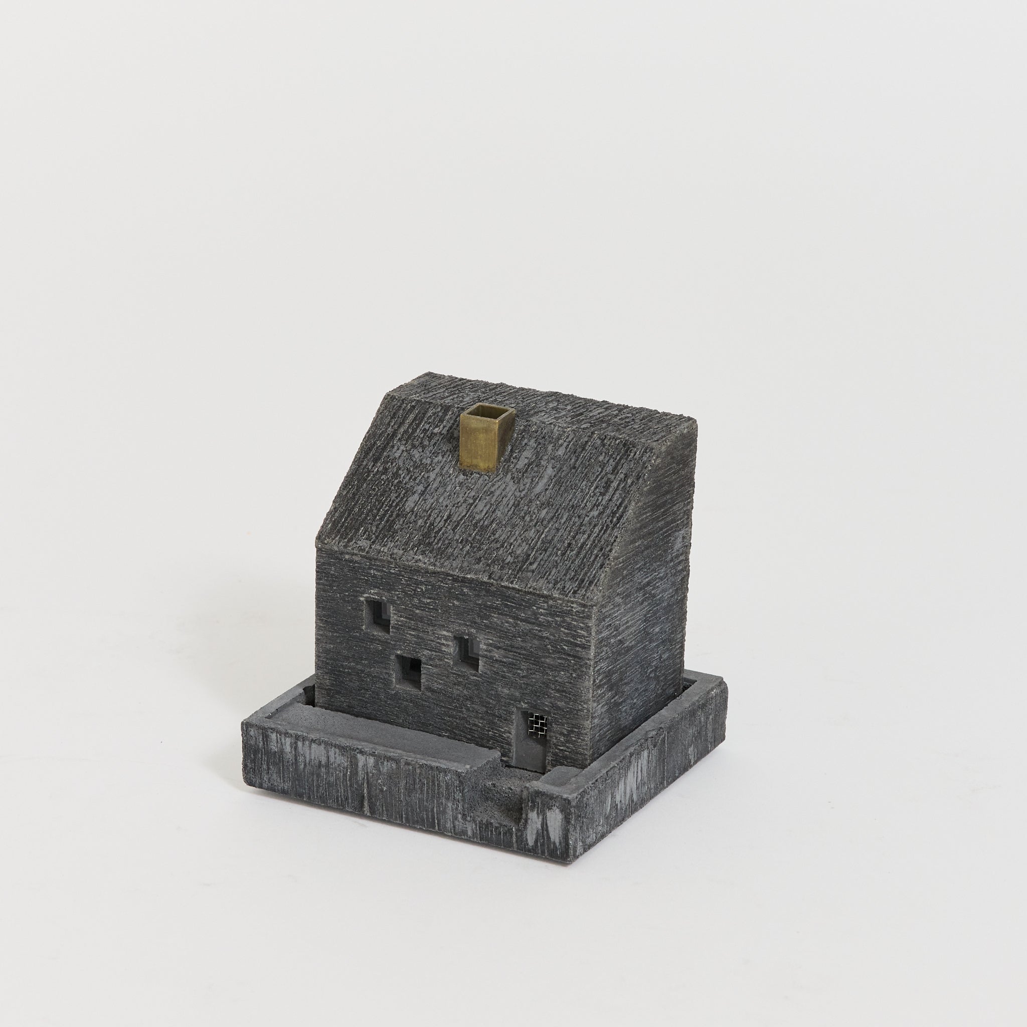 Pull Push Japan | Cottage Incense Pot Black | Maplestore
