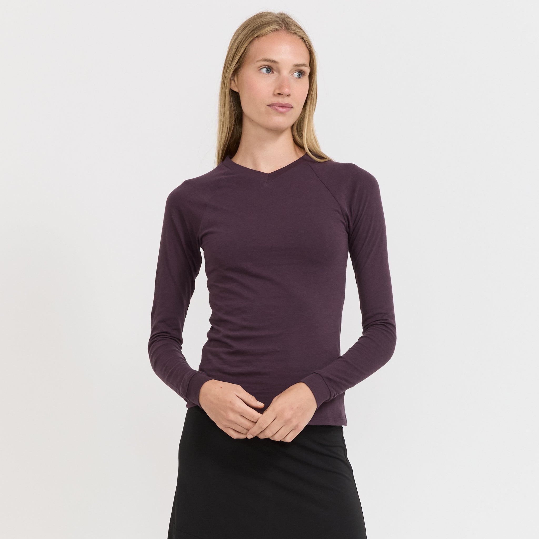 Permanent Vacation | Beam V-Neck Top Purple | Maplestore