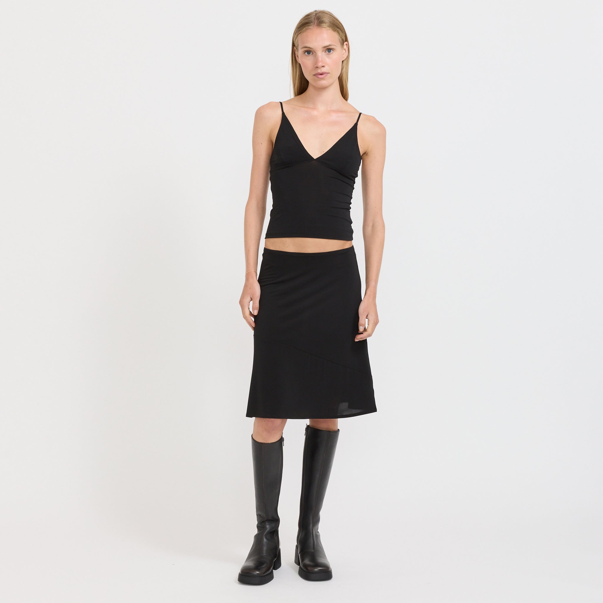 Permanent Vacation | Debut Skirt Black | Maplestore