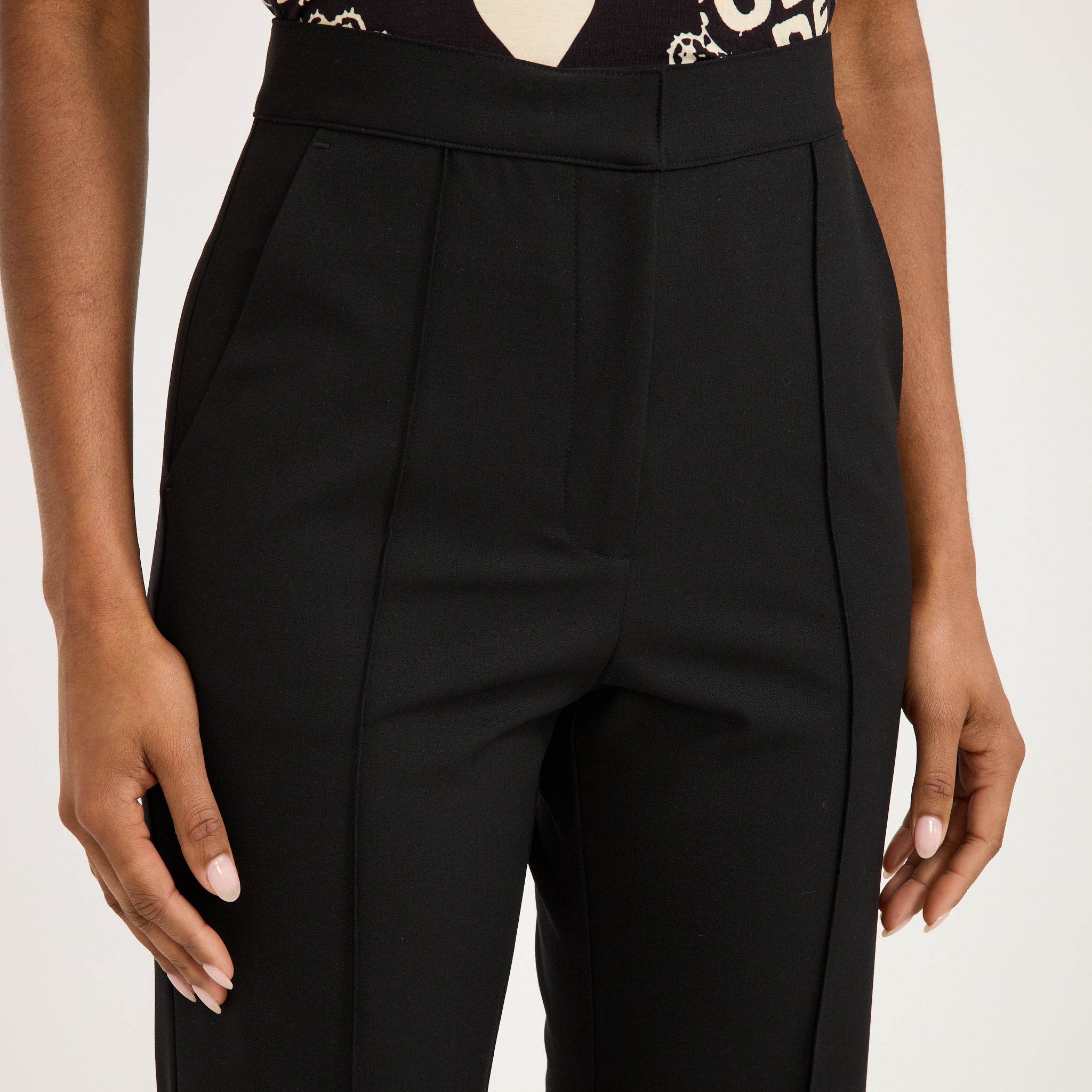 Permanent Vacation | Everyday Flares Black | Maplestore