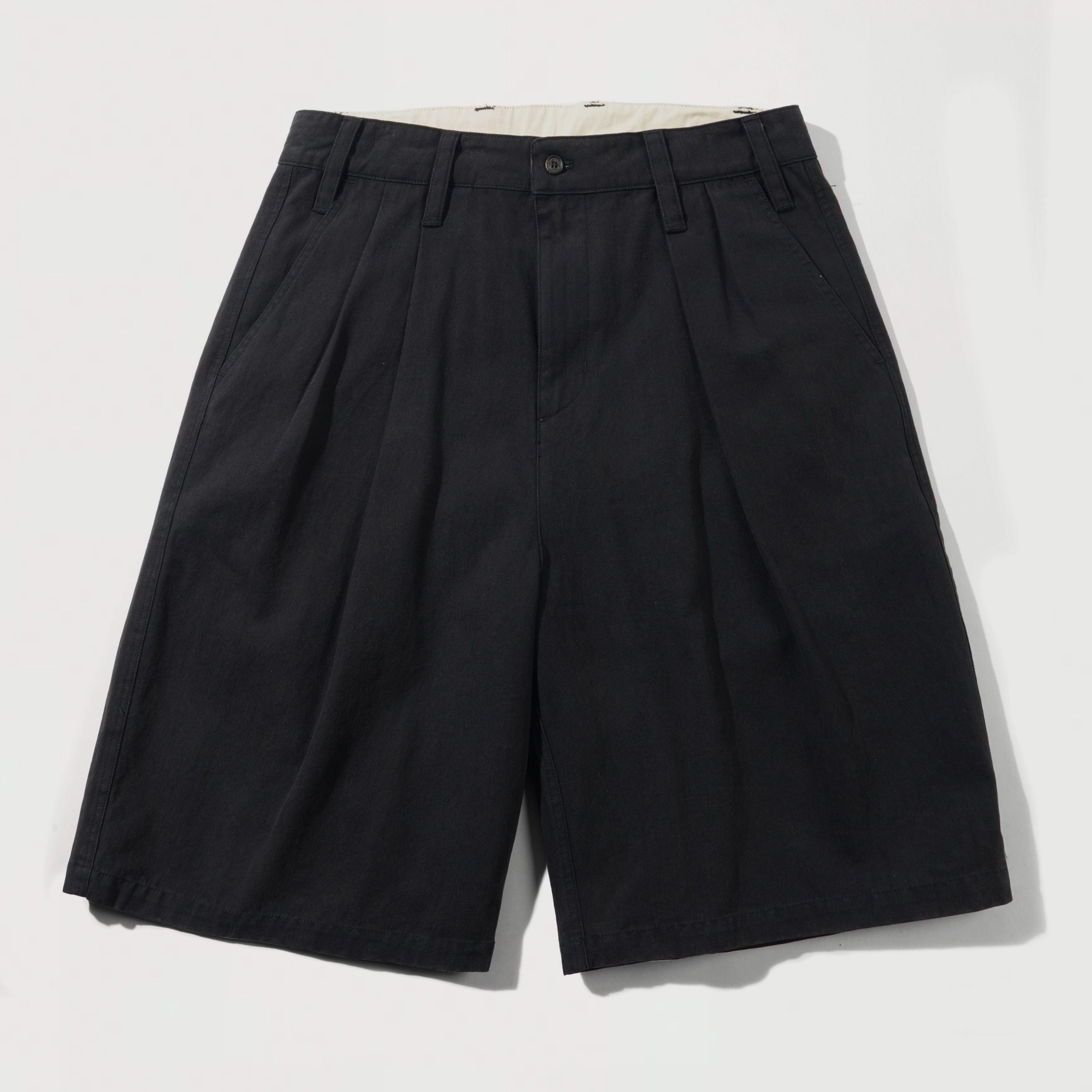 Butter Goods | Pleated Shorts Washed Black | Maplestore