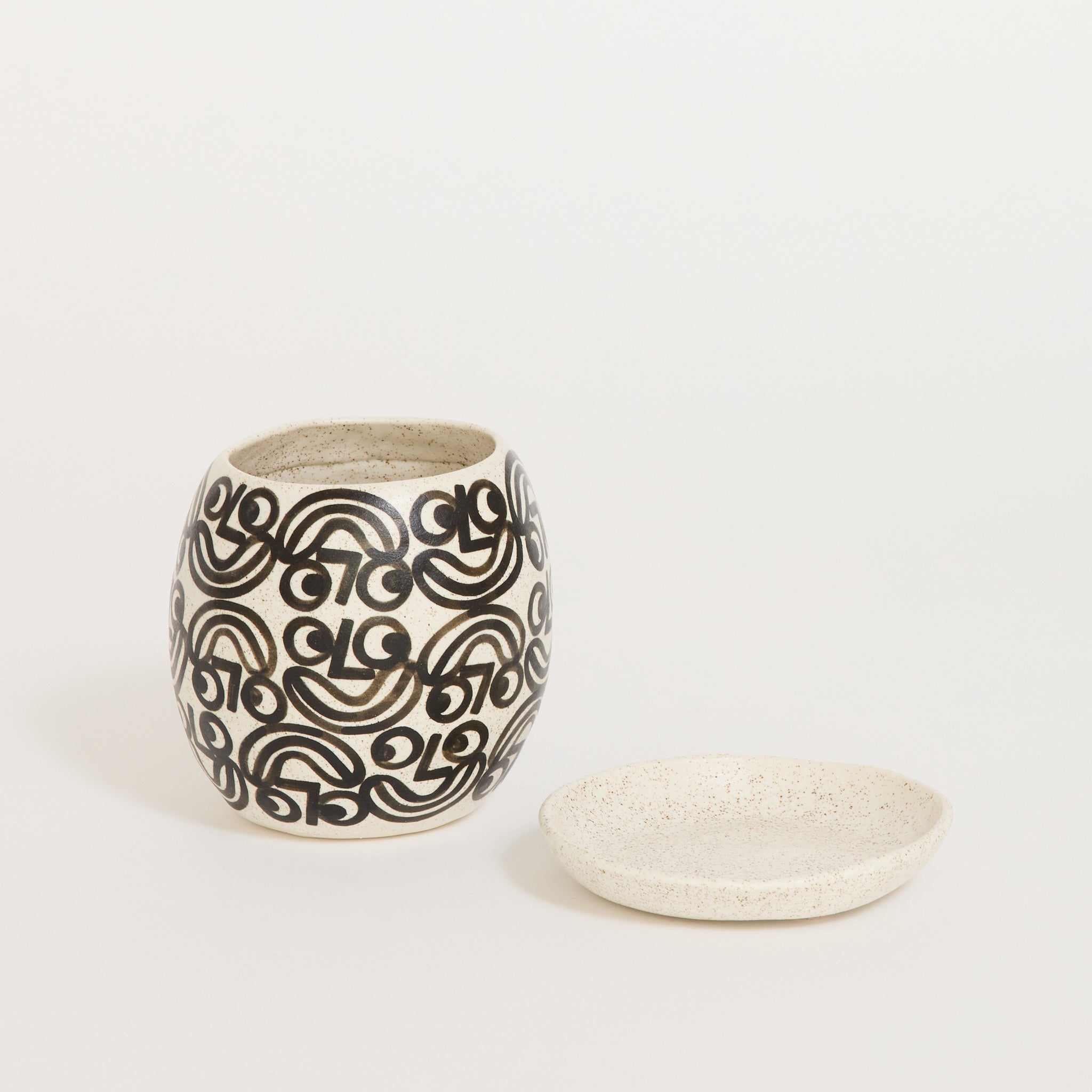 Rittle | Smile Planter | Maplestore