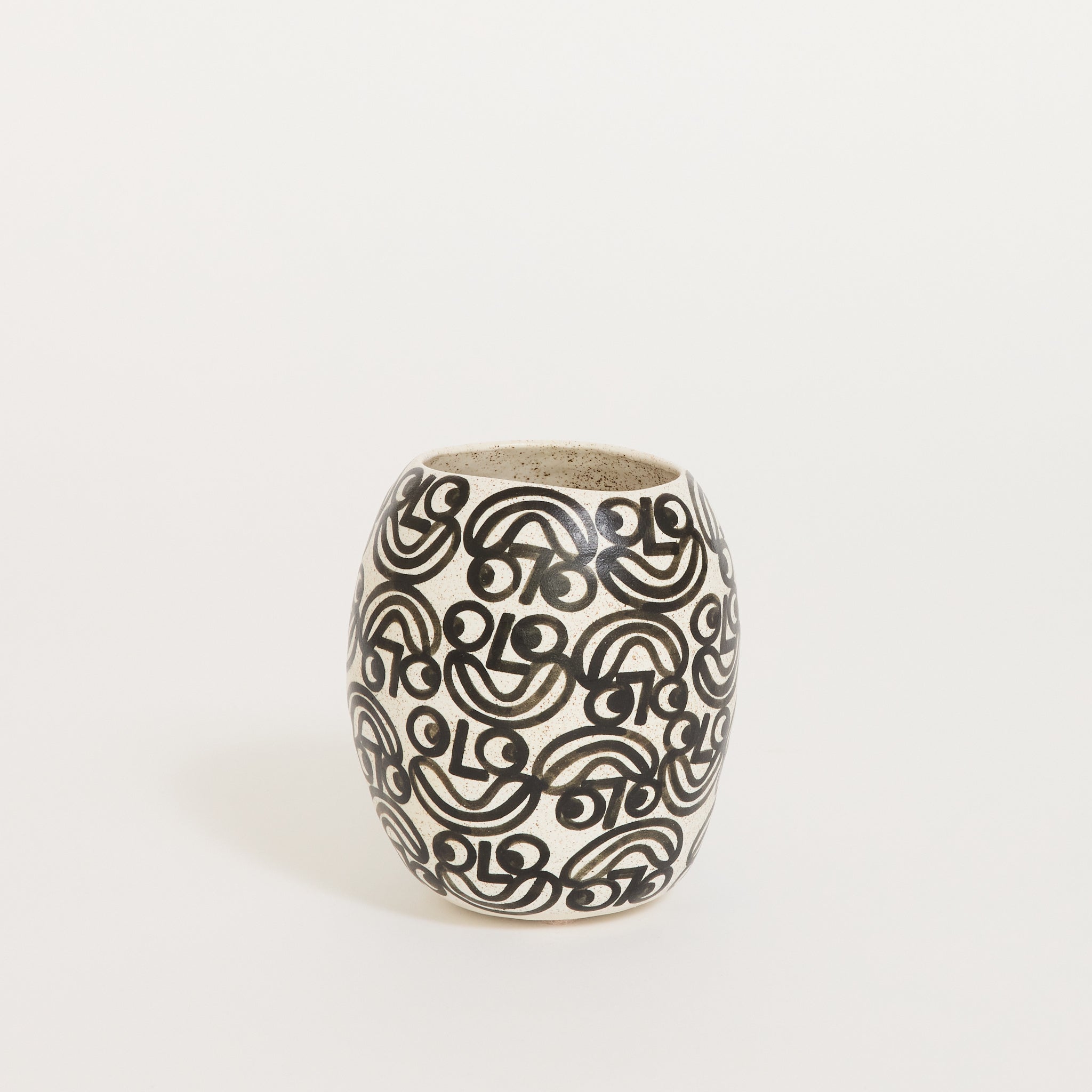 Rittle | Smile Vase | Maplestore