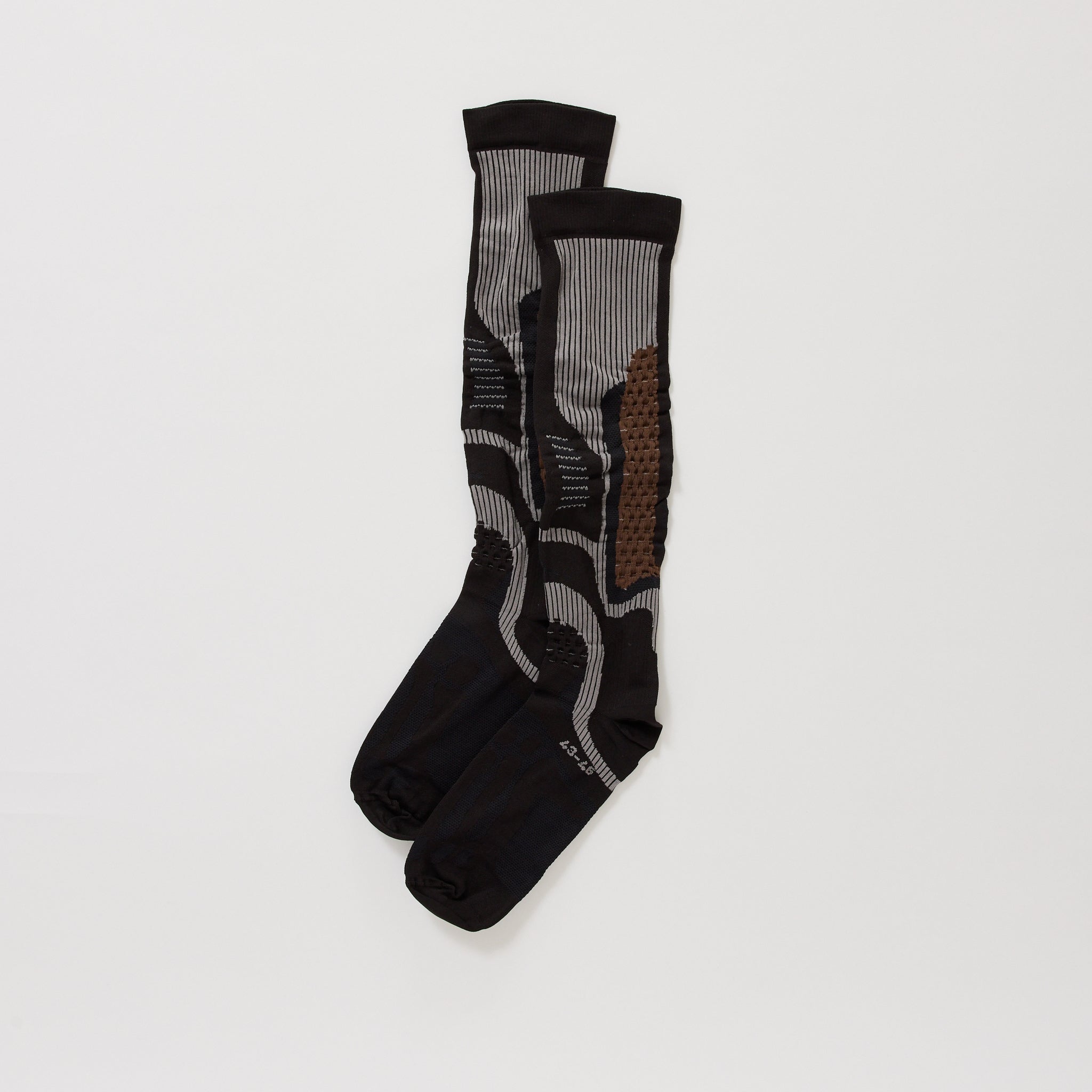 ROA | Bones Long Socks Dark Brown | Maplestore