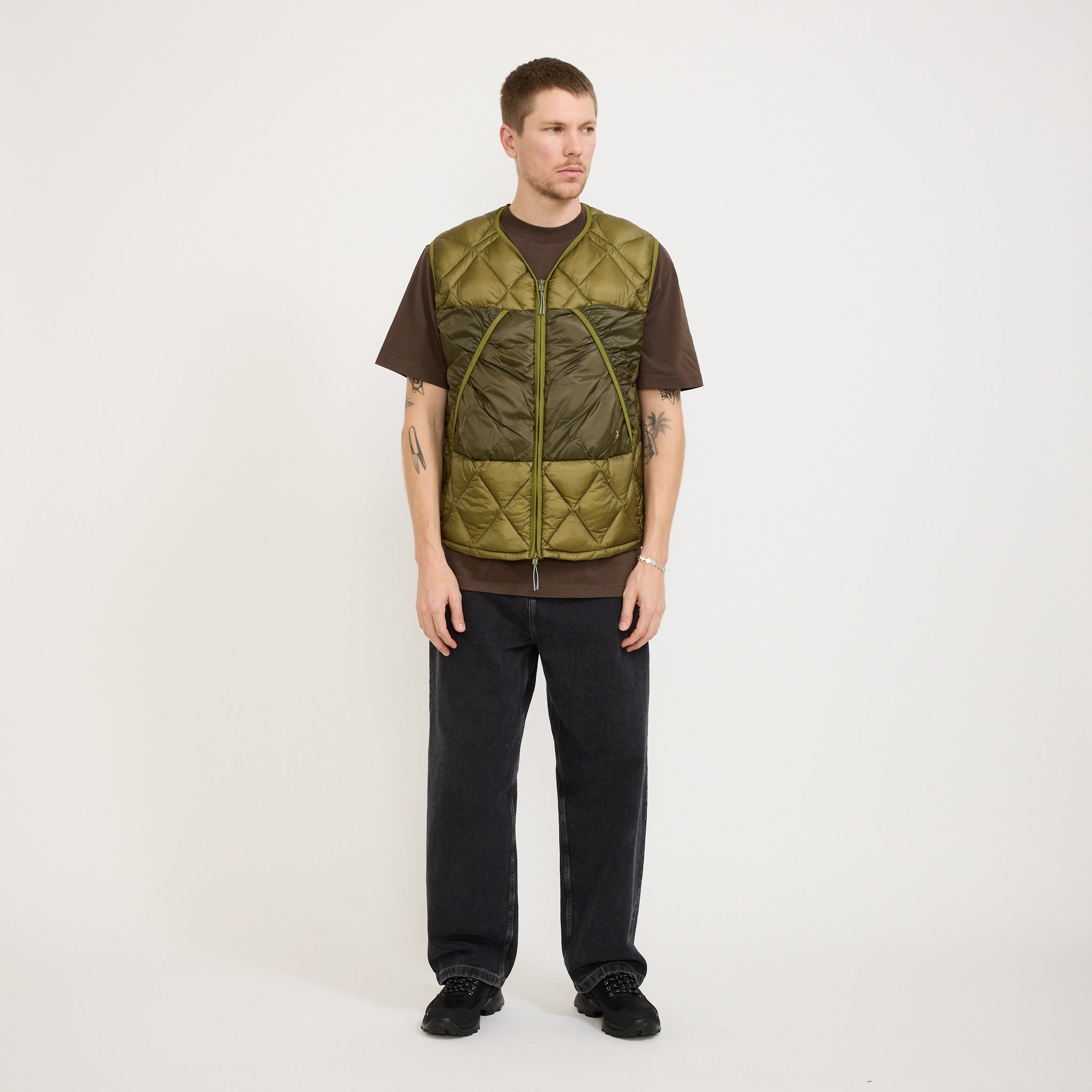 ROA | Light Down Vest Olive Branch | Maplestore