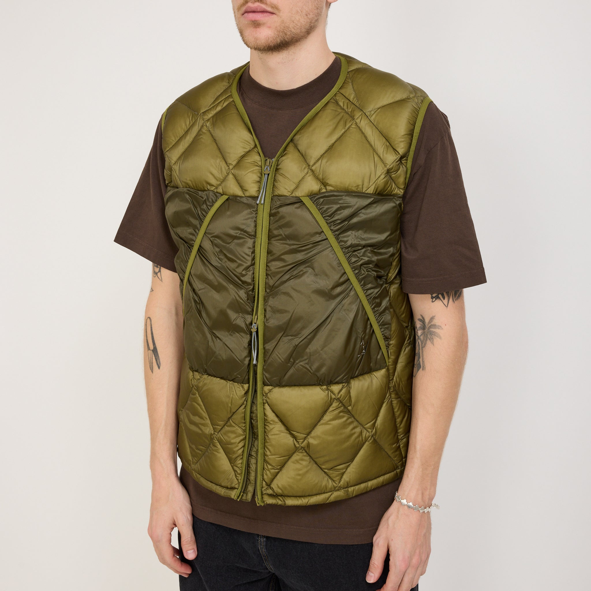 ROA | Light Down Vest Olive Branch | Maplestore